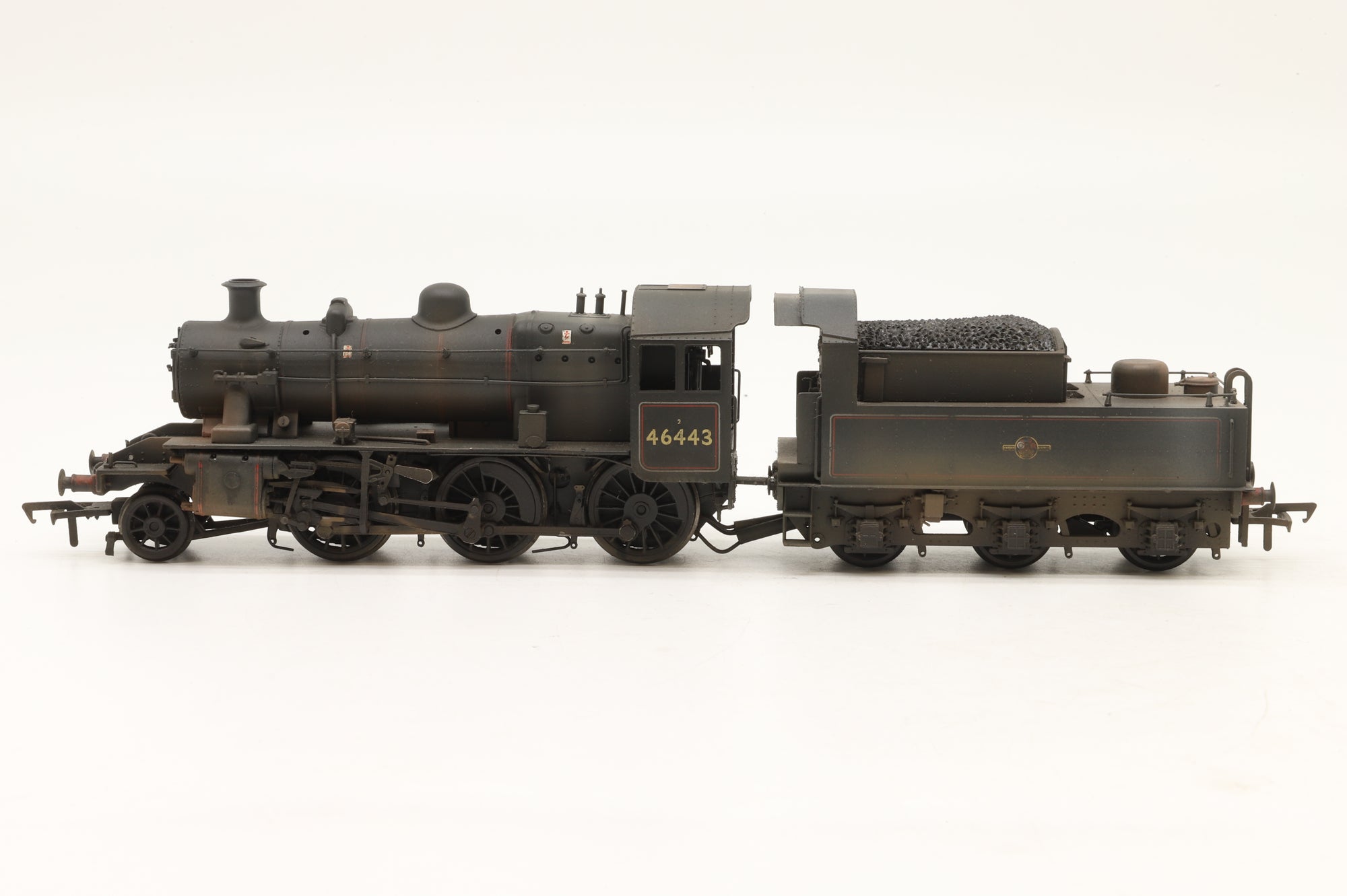 Bachmann OO 32-826Z Ivatt Class 2MT '46443' BR Lined Black L/C Weathered