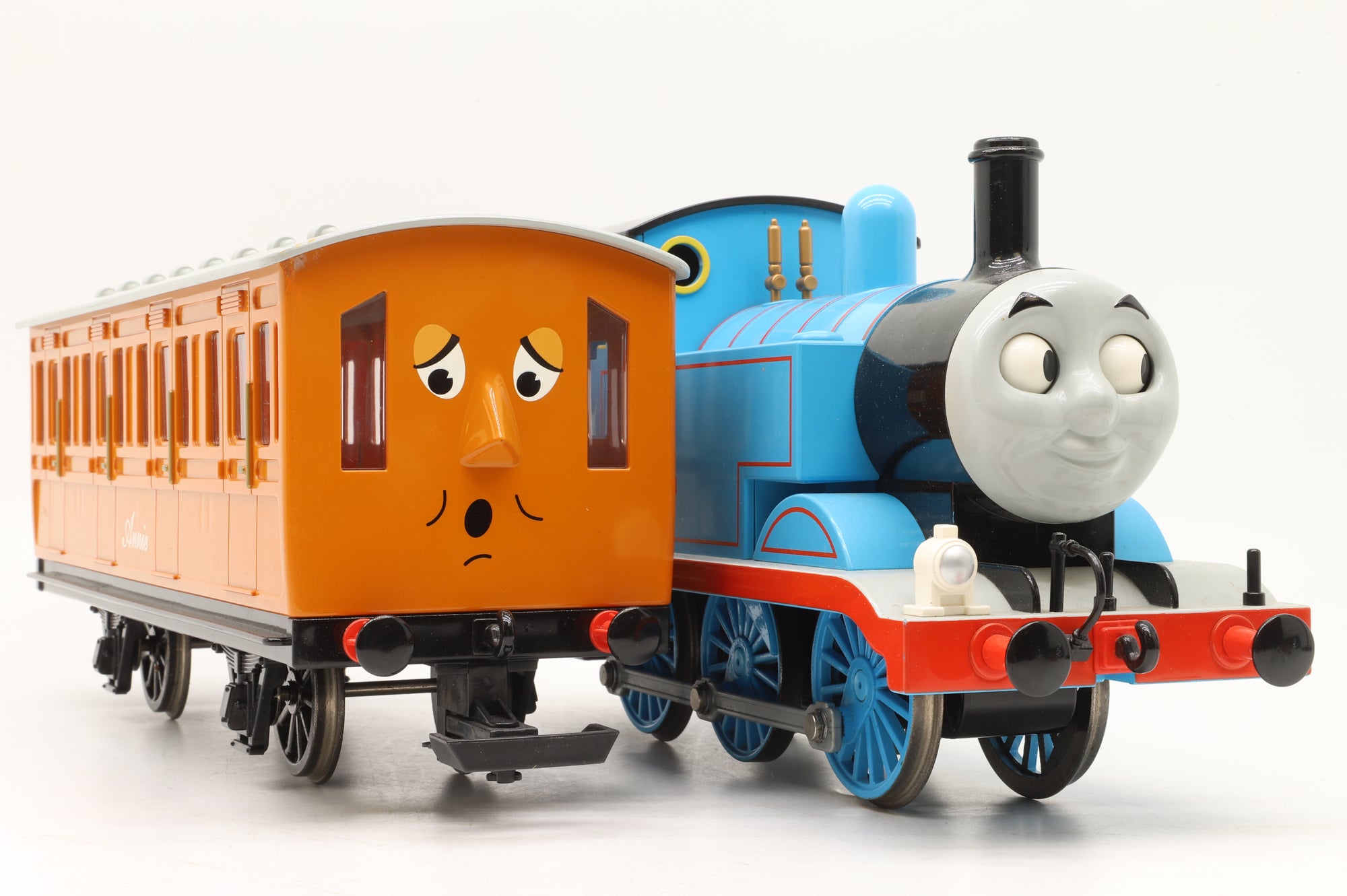 Bachmann G Scale Thomas the Tank Engine (Radio Control) & Annie Coach