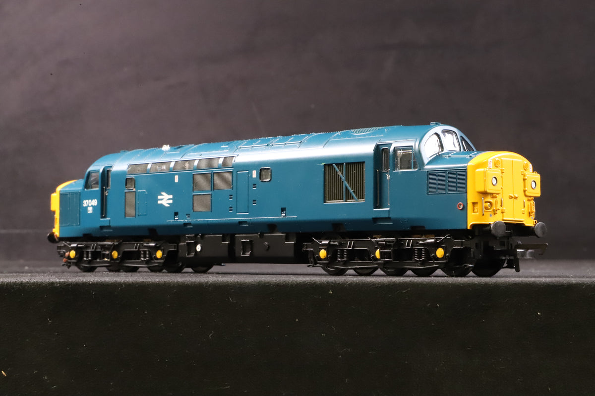 Bachmann OO 32-783DS Class 37 37049 in BR Blue