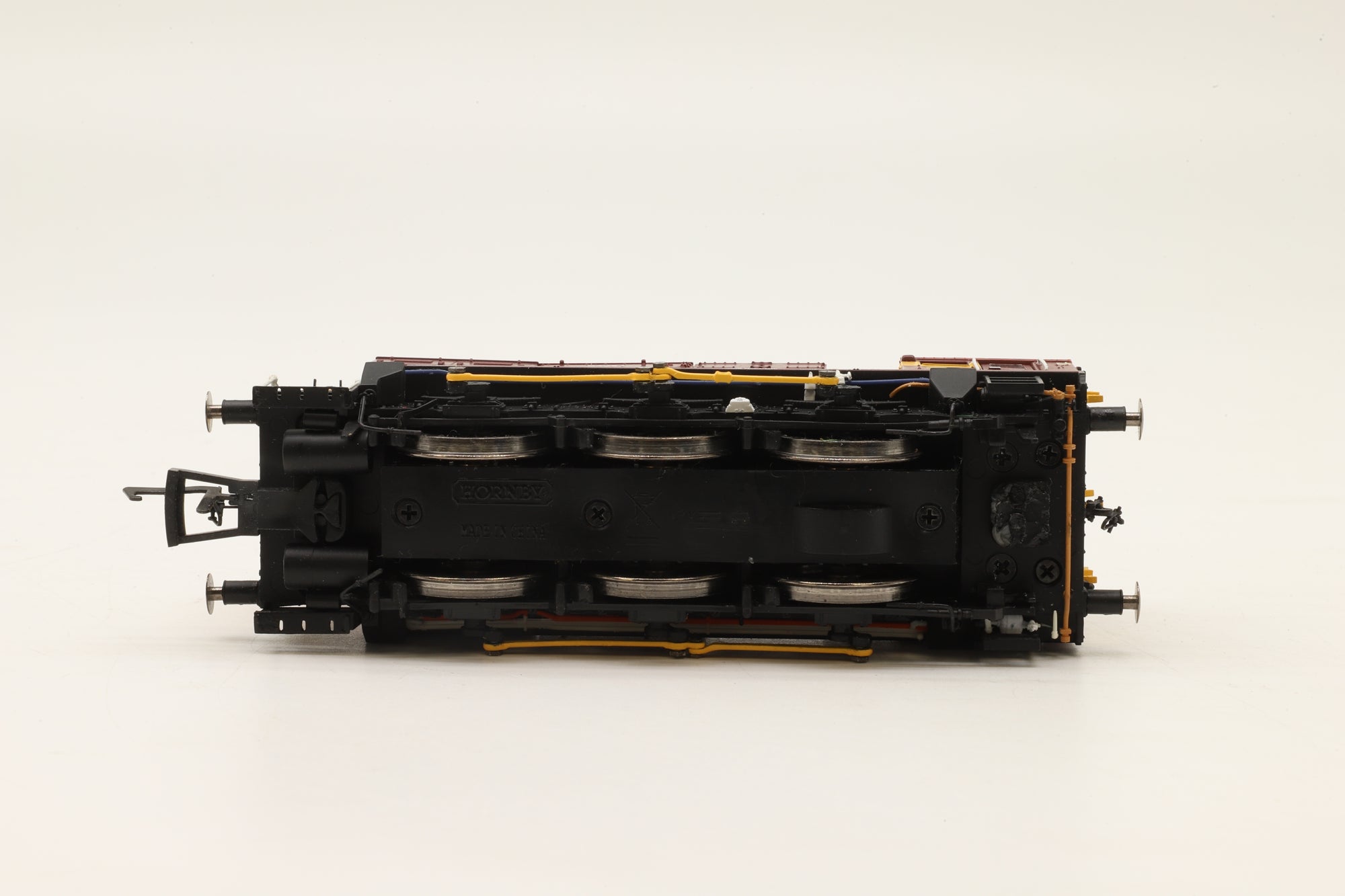 Hornby OO R2871 Class 08 Shunter '08676' EWS DCC fitted