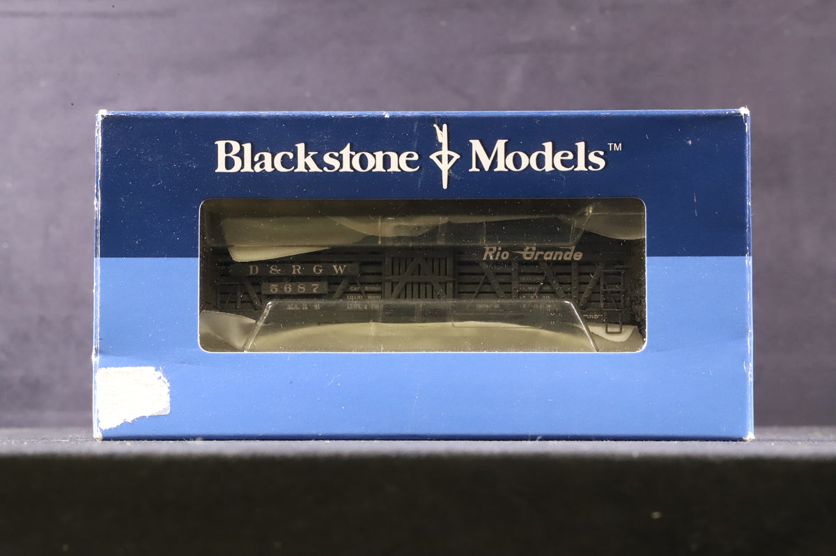 Blackstone HO Rake of 3 Assorted Rio Grande 30 Ft. Wagons - Weathered