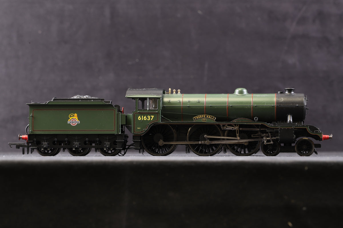 Hornby OO R2921 Class B17/1 &#39;61637&#39; &#39;Thorpe Hall&#39; BR Green E/C