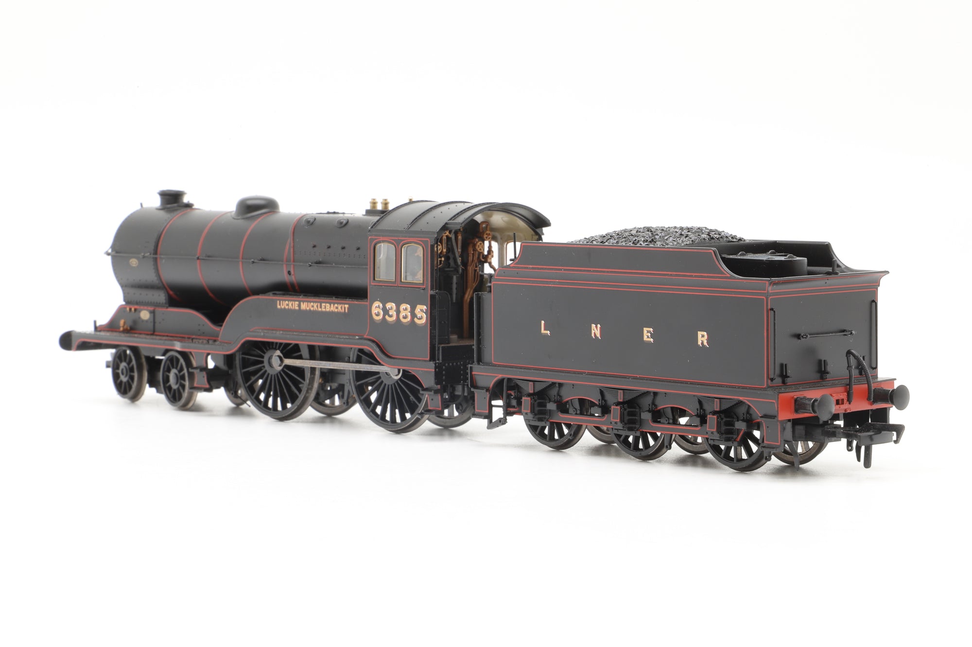 WORKSHOP Bachmann OO 31-137 Class D11/2 6385 'Luckie Mucklebackit' in Lined LNER Black - NON-RUNNER