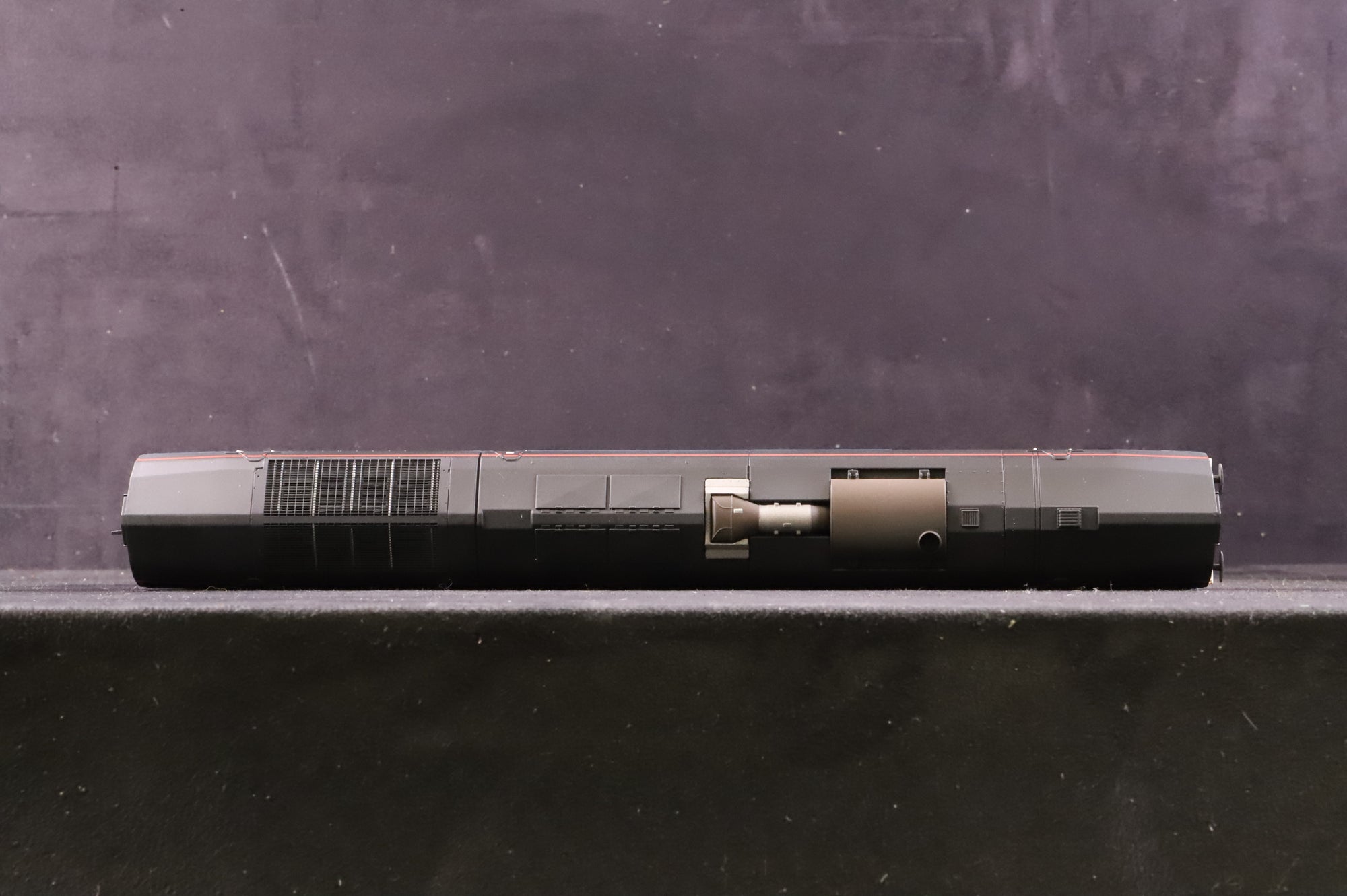 Bachmann OO 32-976Z Class 66 66418 in Freightliner Livery (EX-DRS) - Weathered