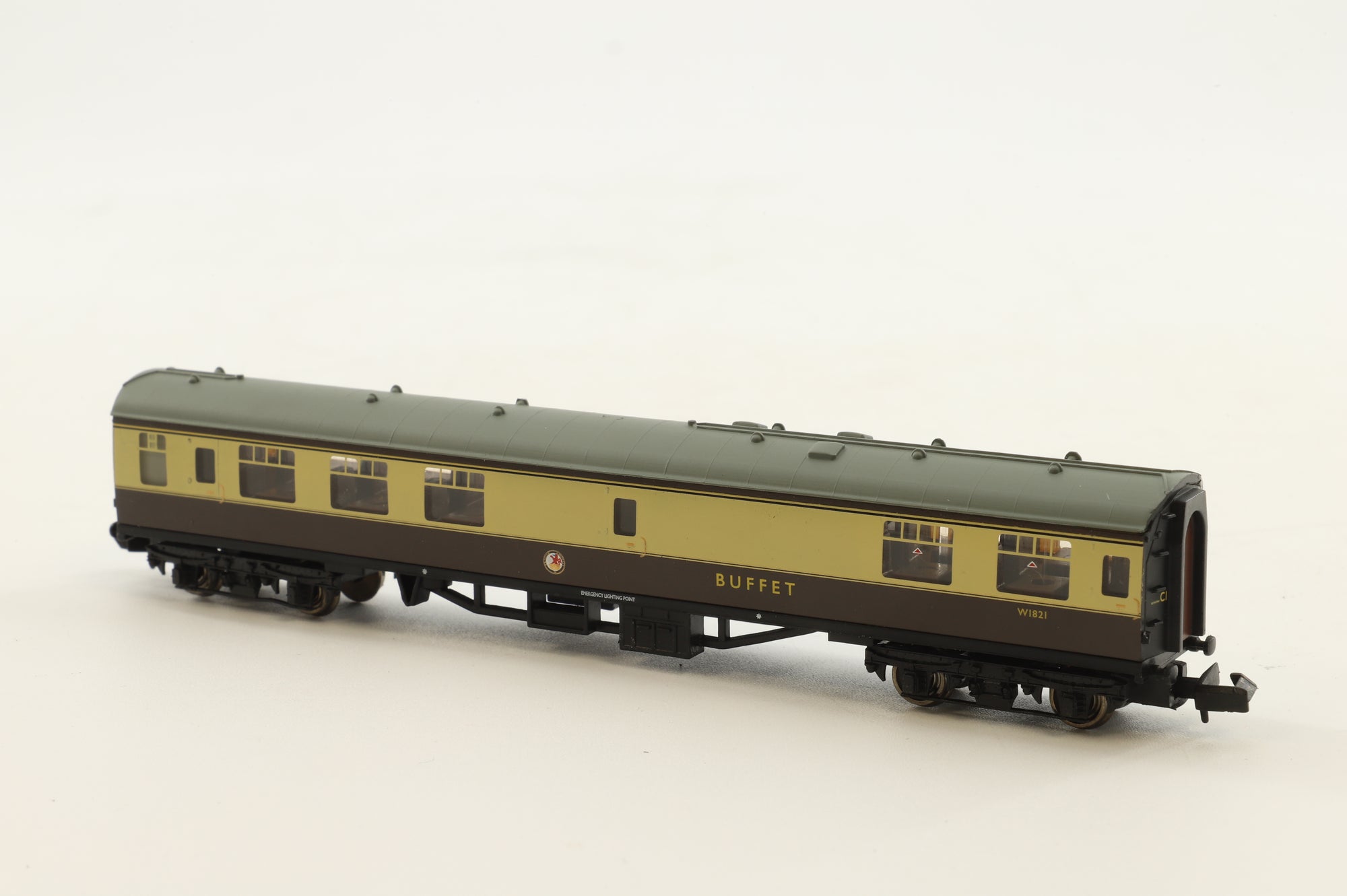 Graham Farish N Rake Of 4 Mk1 Chocolate & Cream Coaches Inc. 374-101A, 374-077A x3