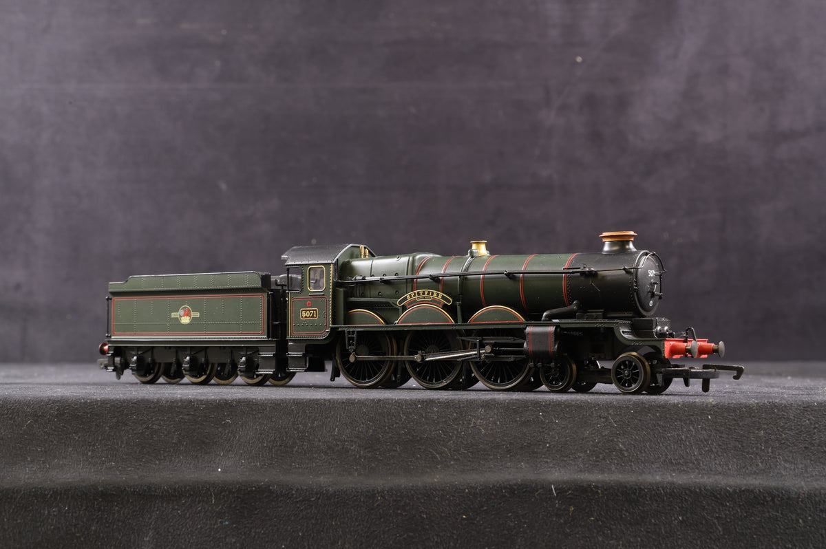 Hornby OO R2318 BR Lined Green 4-6-0 Castle Class &#39;5071&#39; &#39;Spitfire&#39;