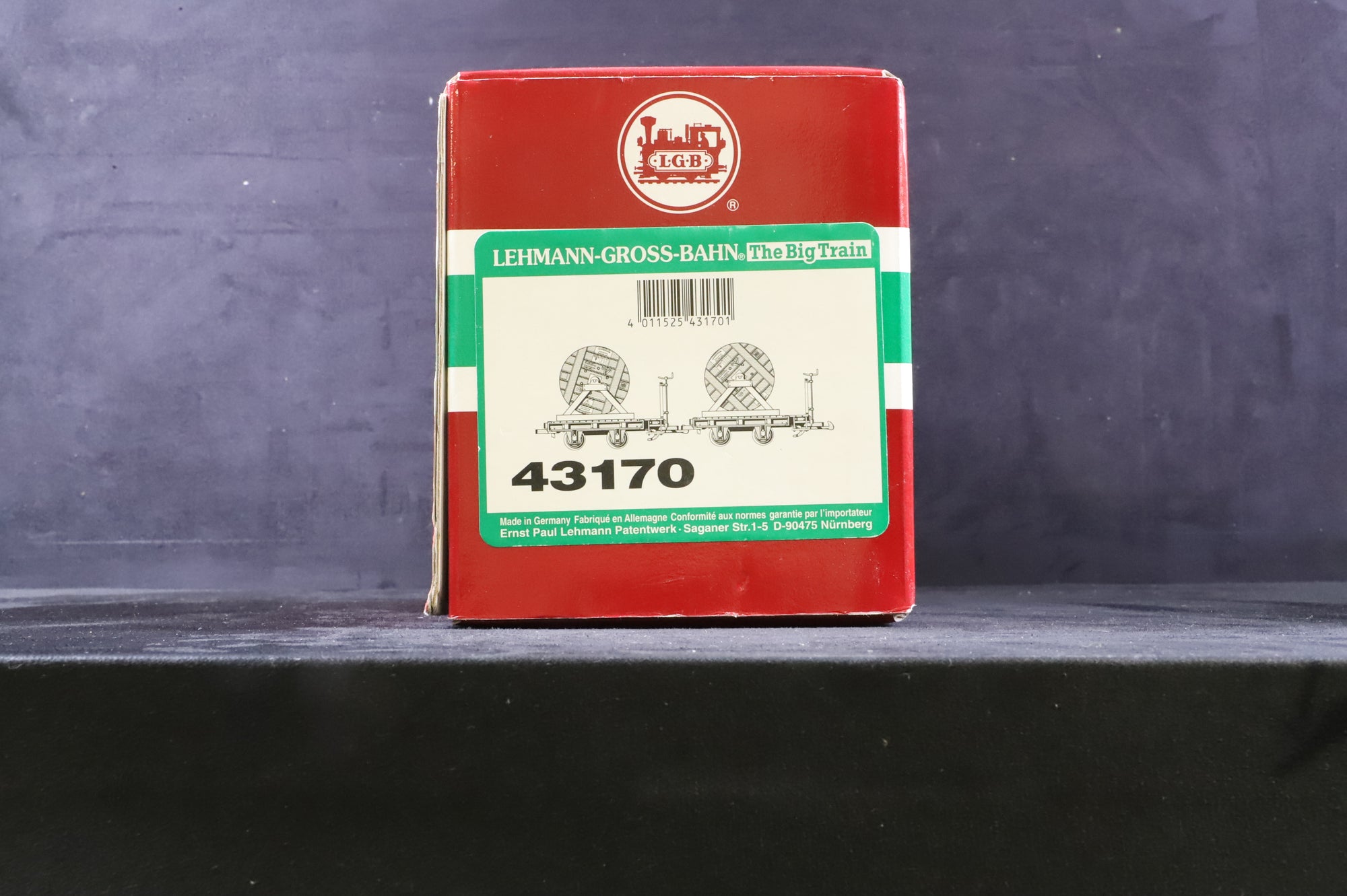 LGB G 43170 2 Cable Wagons with Loads