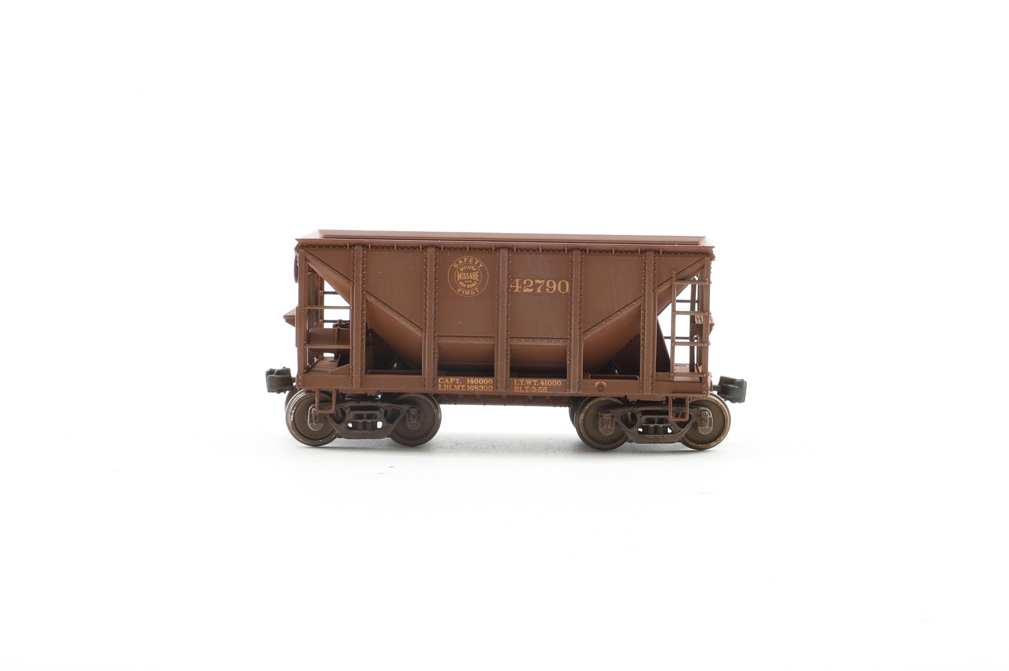 Walthers HO 910-58107 6-Pack of 24' Michigan Ore Cars in DMIR Brown - Pro-Customised/Weathered
