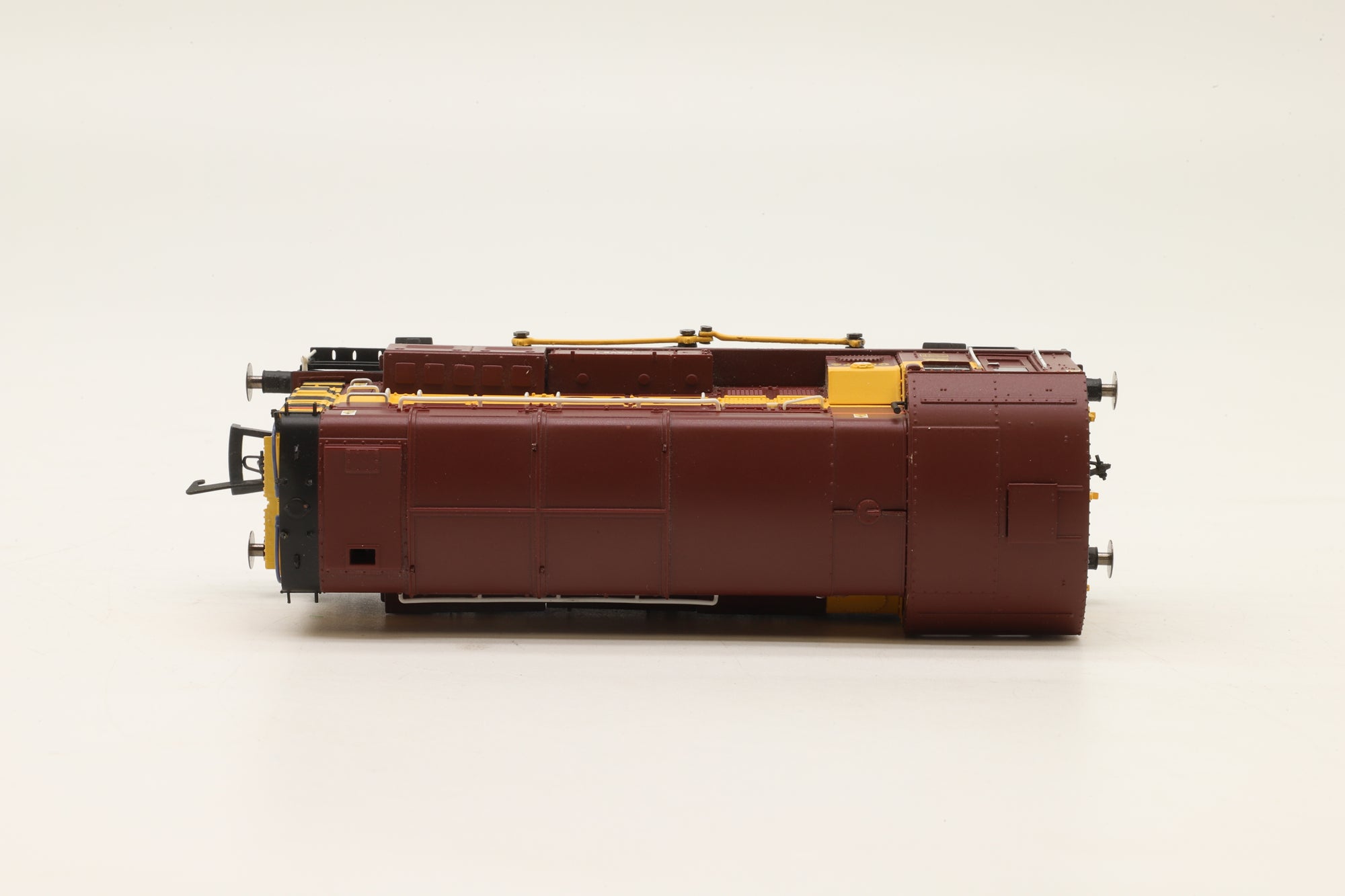 Hornby OO R2871 Class 08 Shunter '08676' EWS DCC fitted