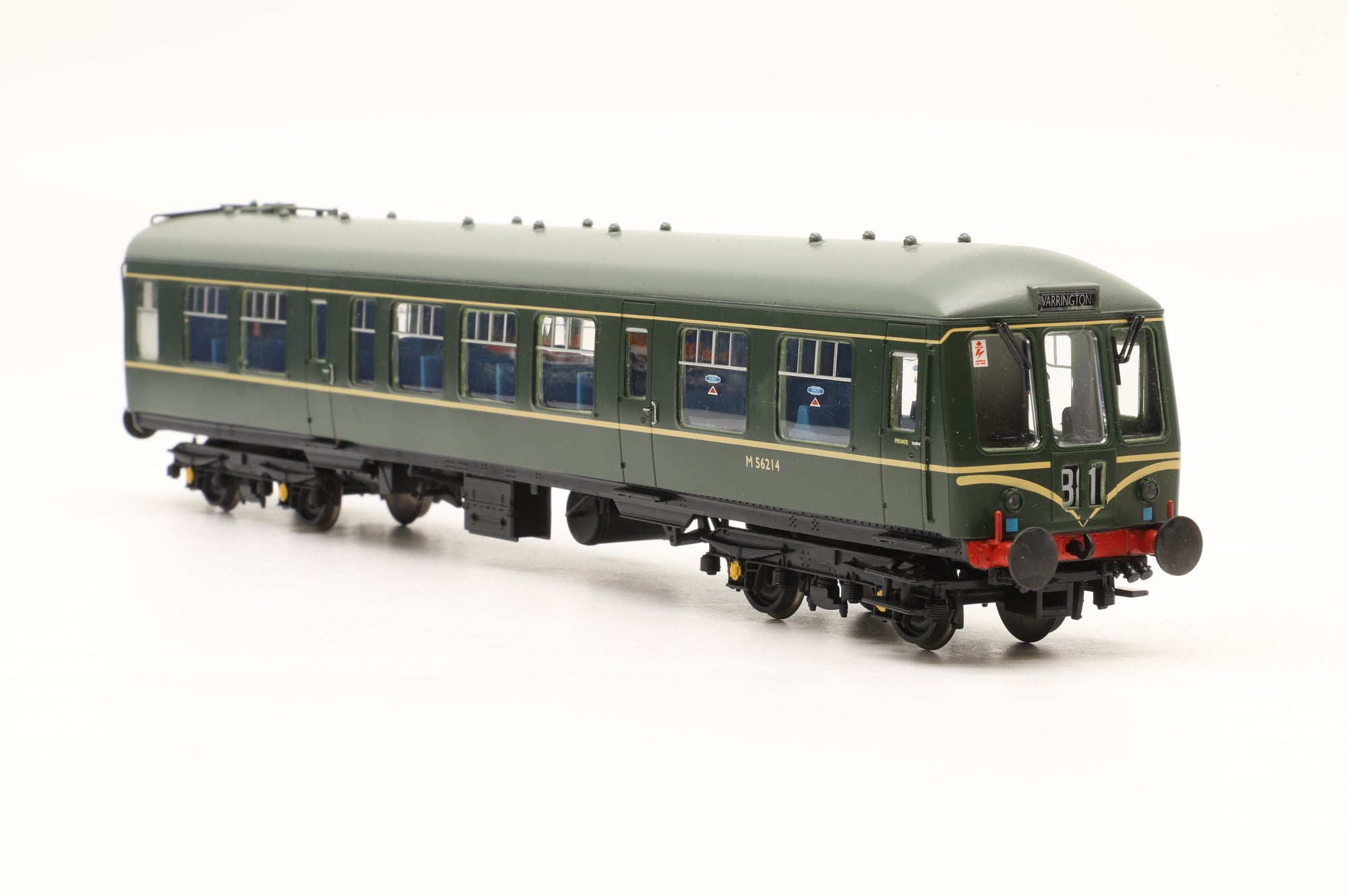 Bachmann OO 32-900 Class 108 DMU 2 Car BR Green with Speed Whiskers