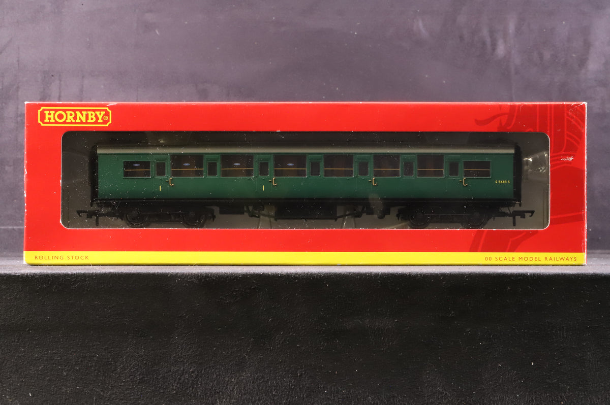 Hornby OO Rake of 3 Maunsell Coaches in BR(S) Green