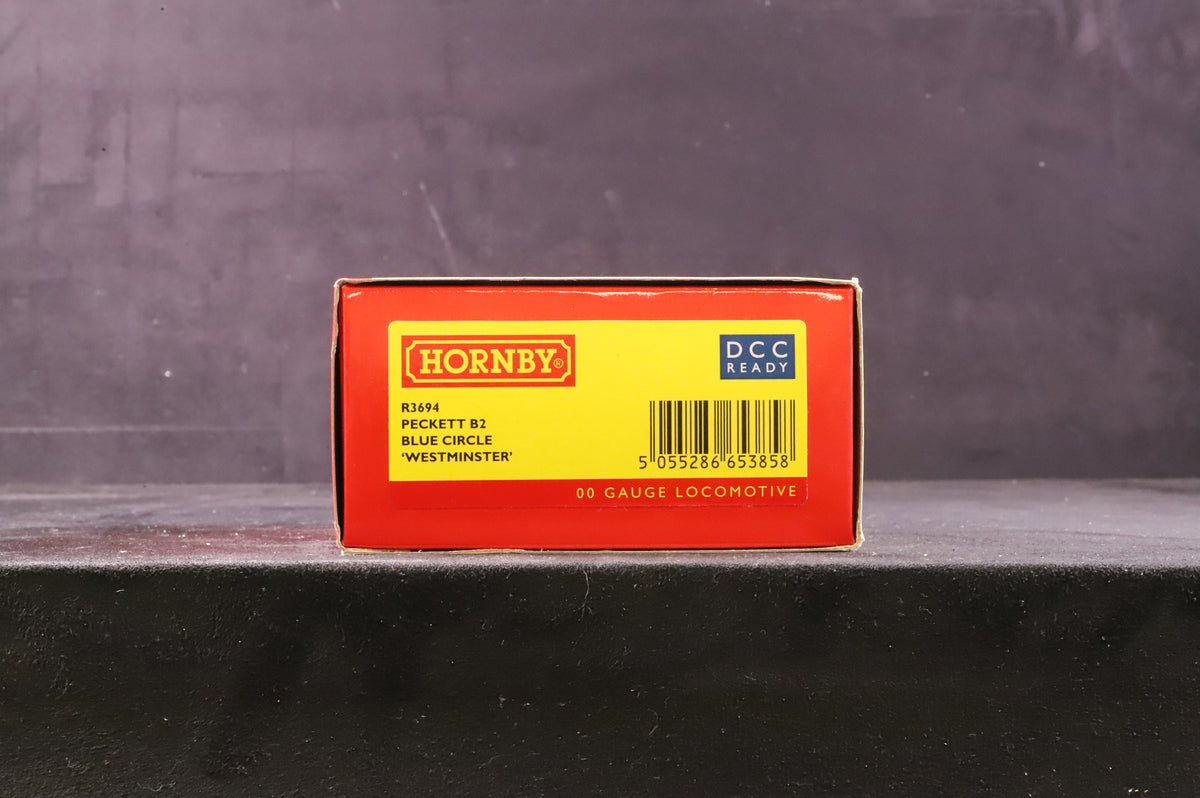 Hornby OO R3694 Pocket B2 Blue Circle &#39;Westminster&#39;