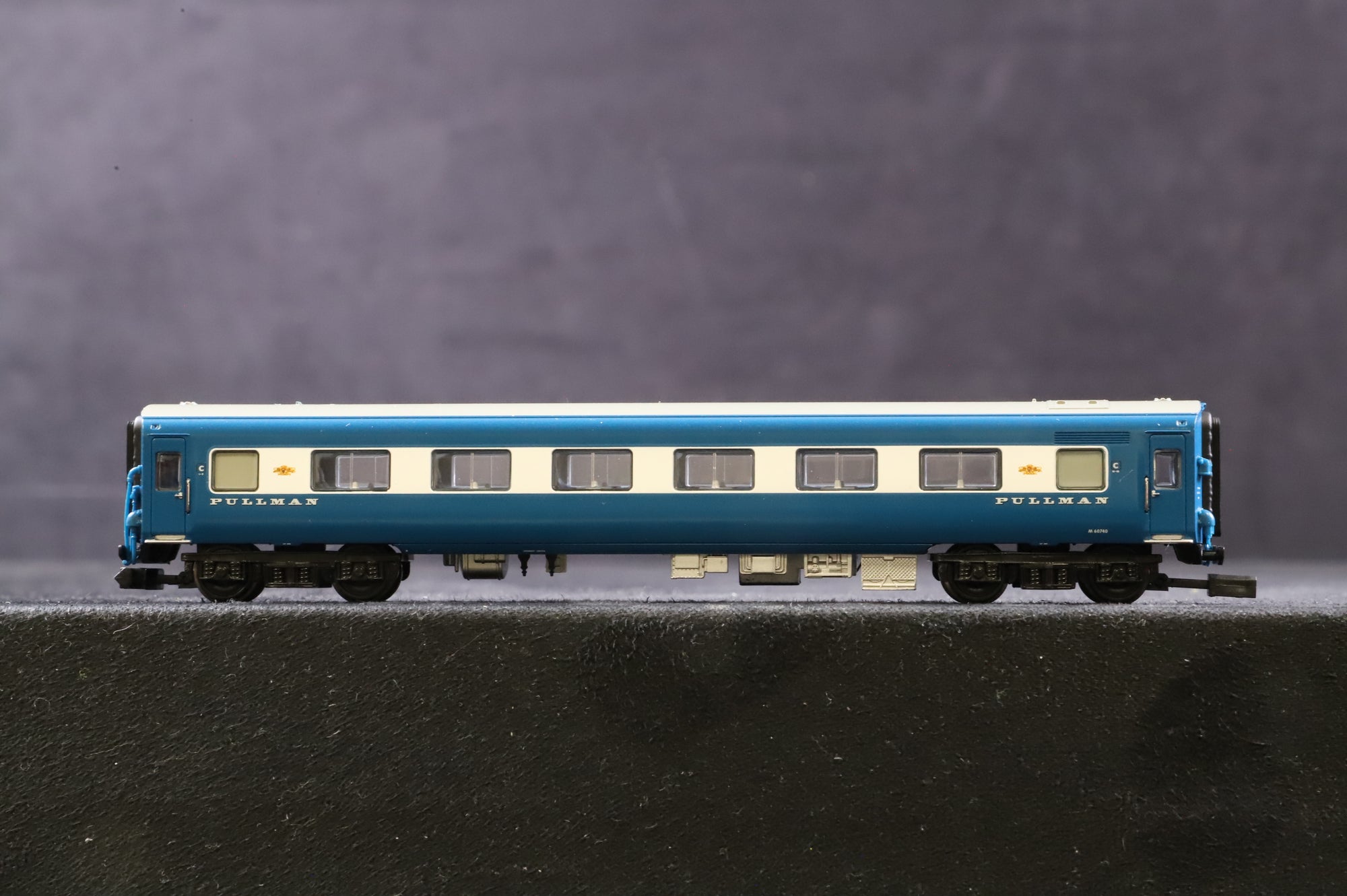 Graham Farish N 6 Car Midland Pullman Incorrect Coach Configuration