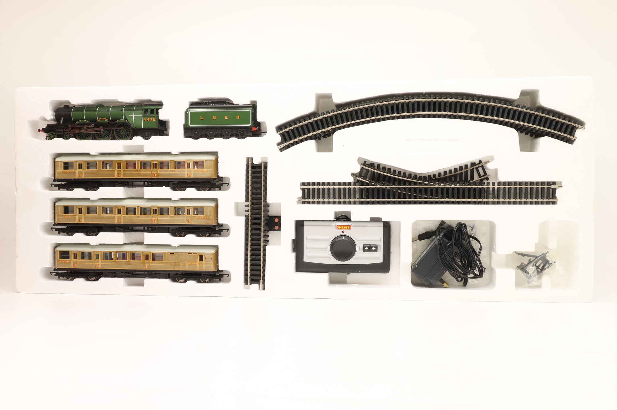 Hornby OO R1072 The Flying Scotsman Train Set