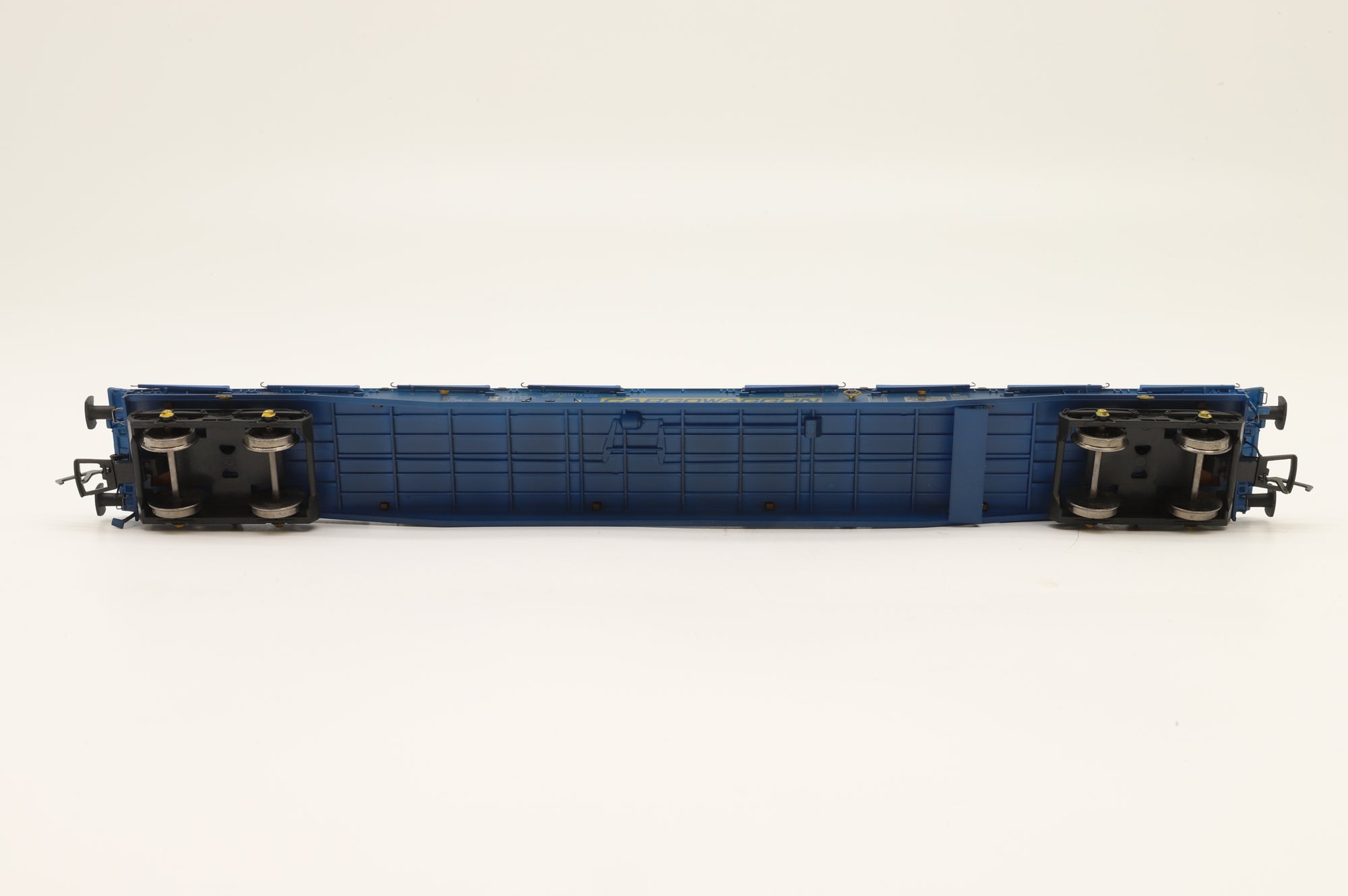 Heljan OO Rake of 5 Cargowagon Flatbeds