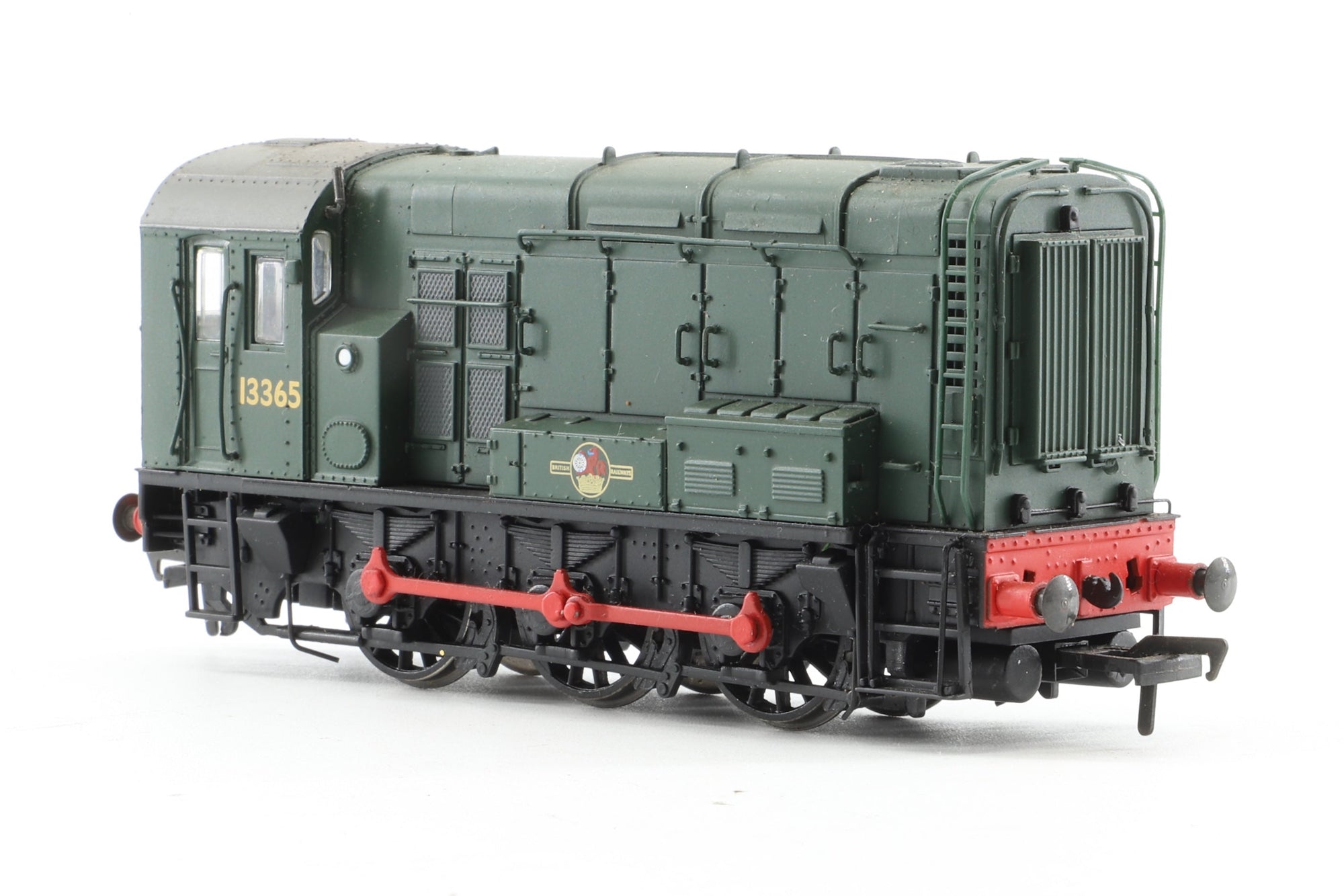 Bachmann OO 32-100 Class 08 Shunter BR Green '13365'