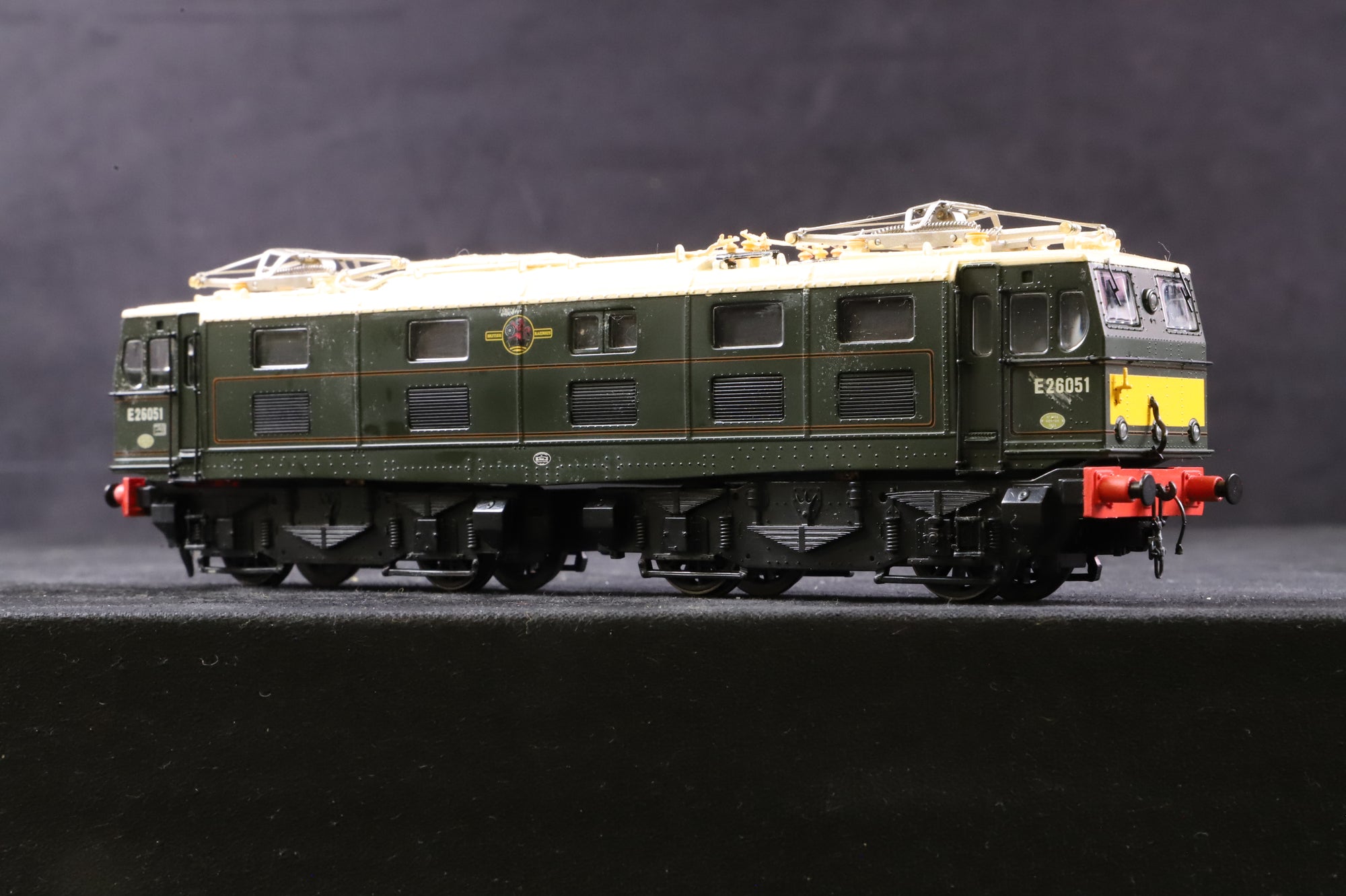 WORKSHOP Heljan OO 7601 Class 76/EM1 E26051 in BR Green w/ Late Crests
