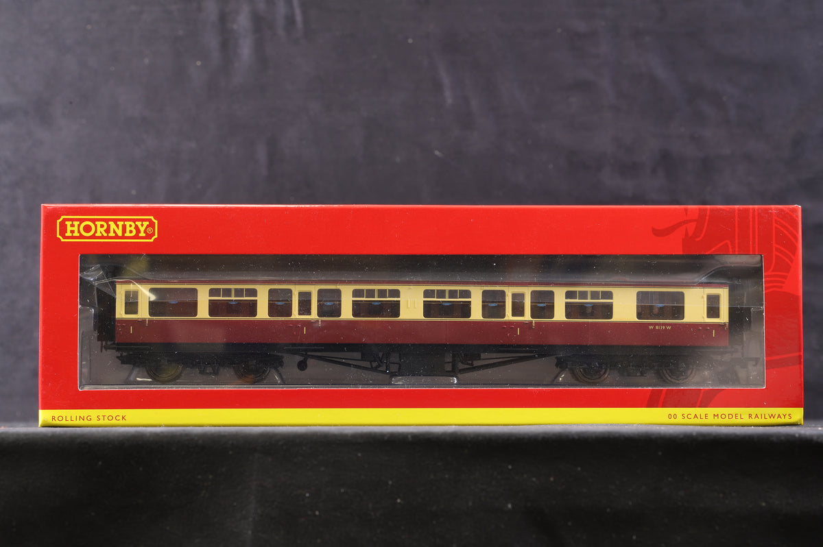 Hornby OO Rake Of 4 BR Hawksworth Blood &amp; Custard Coaches Inc. R4404B, R4493B, R4407B &amp; R4405B