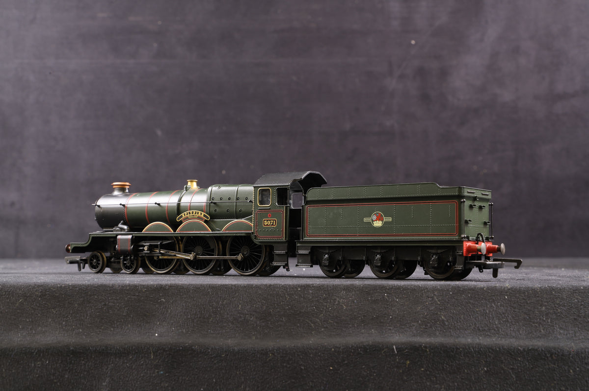 Hornby OO R2318 BR Lined Green 4-6-0 Castle Class &#39;5071&#39; &#39;Spitfire&#39;