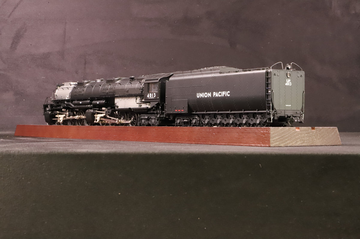 Marklin HO 37990 Big Boy 4-8-8-4 &#39;4013&#39;  Union Pacific Railroad DCC Sound AC 3 Rail