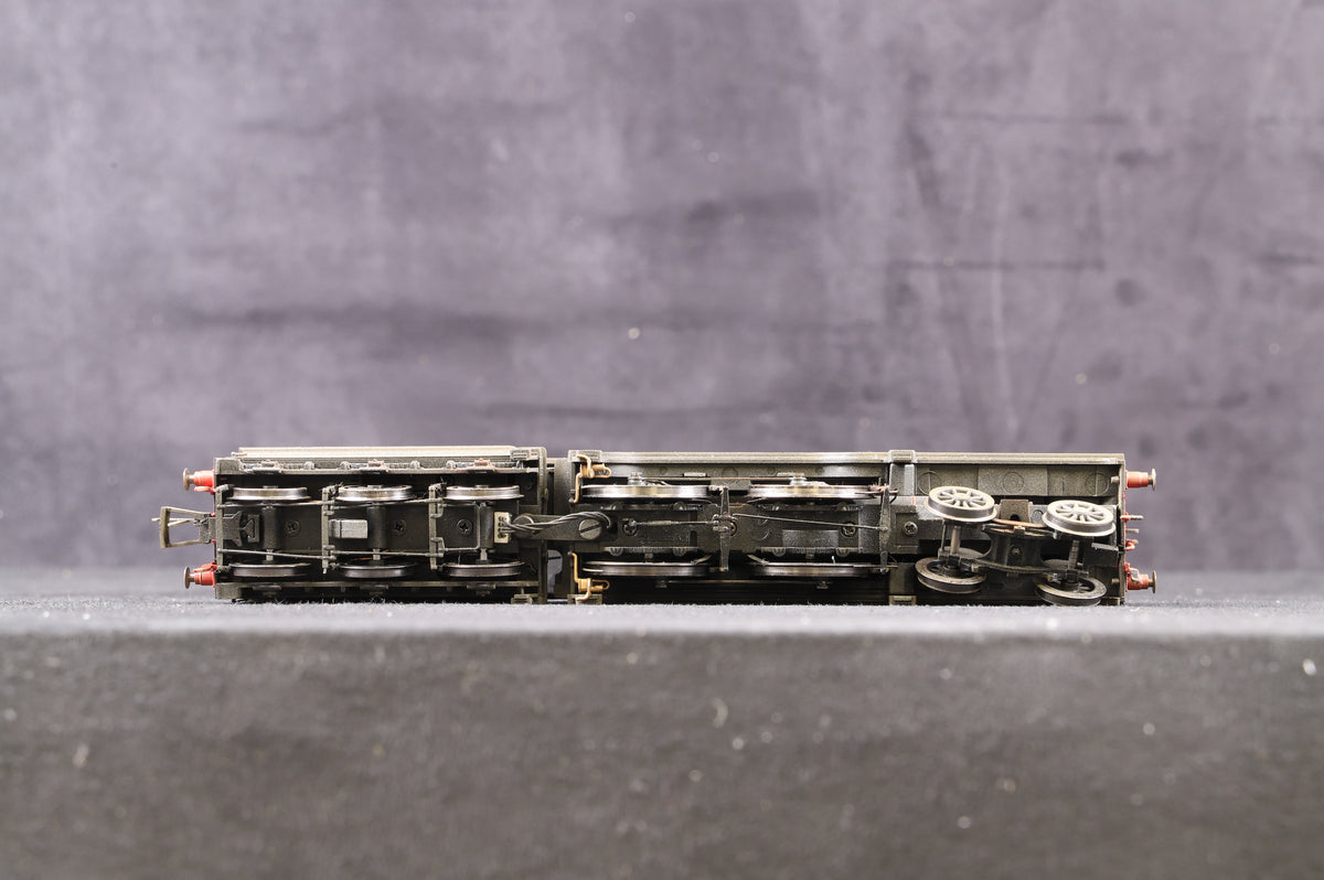 Hornby OO R3234 Class D16 &#39;62530&#39; BR Lined Black E/C, Weathered