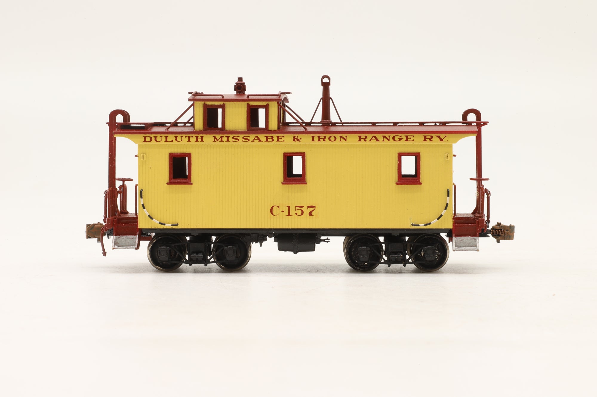 Iron Horse HO Brass 17160-2 Yellow DM&IR Caboose