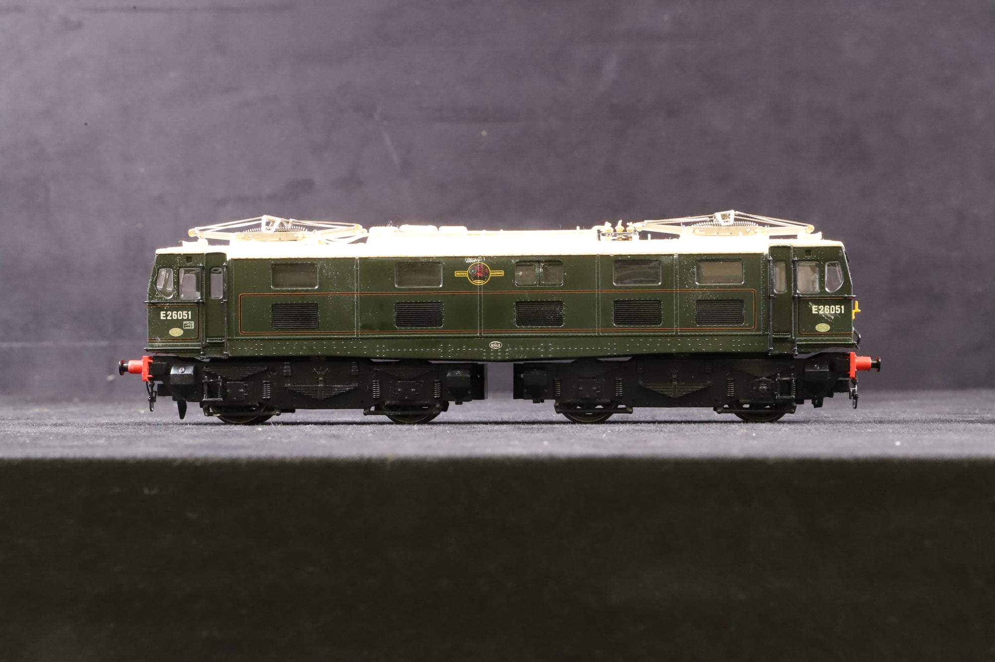 WORKSHOP Heljan OO 7601 Class 76/EM1 E26051 in BR Green w/ Late Crests