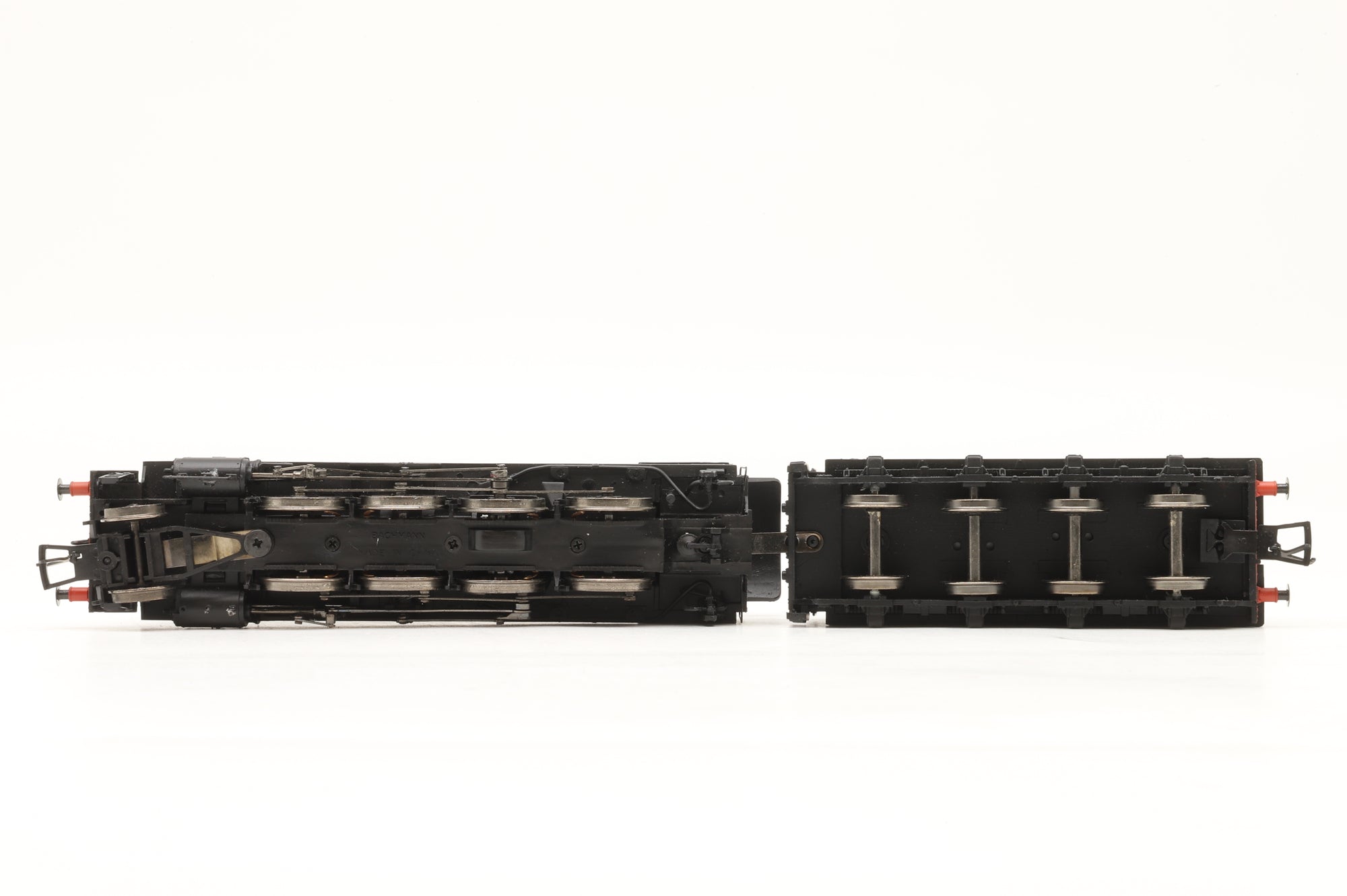 Bachmann OO 32-257A WD Austerity 90732 'Vulcan' in BR Black E/C