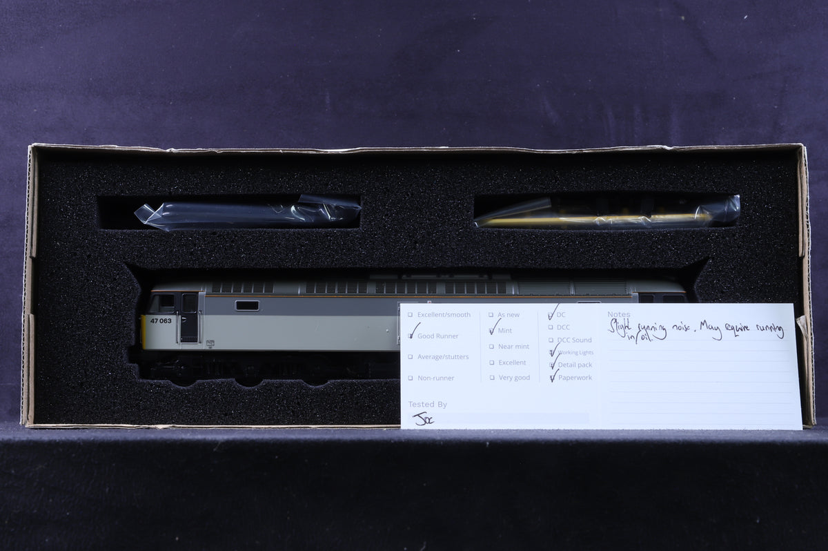 Heljan OO 4812 Class 47 47063 in BR Railfreight Construction Livery