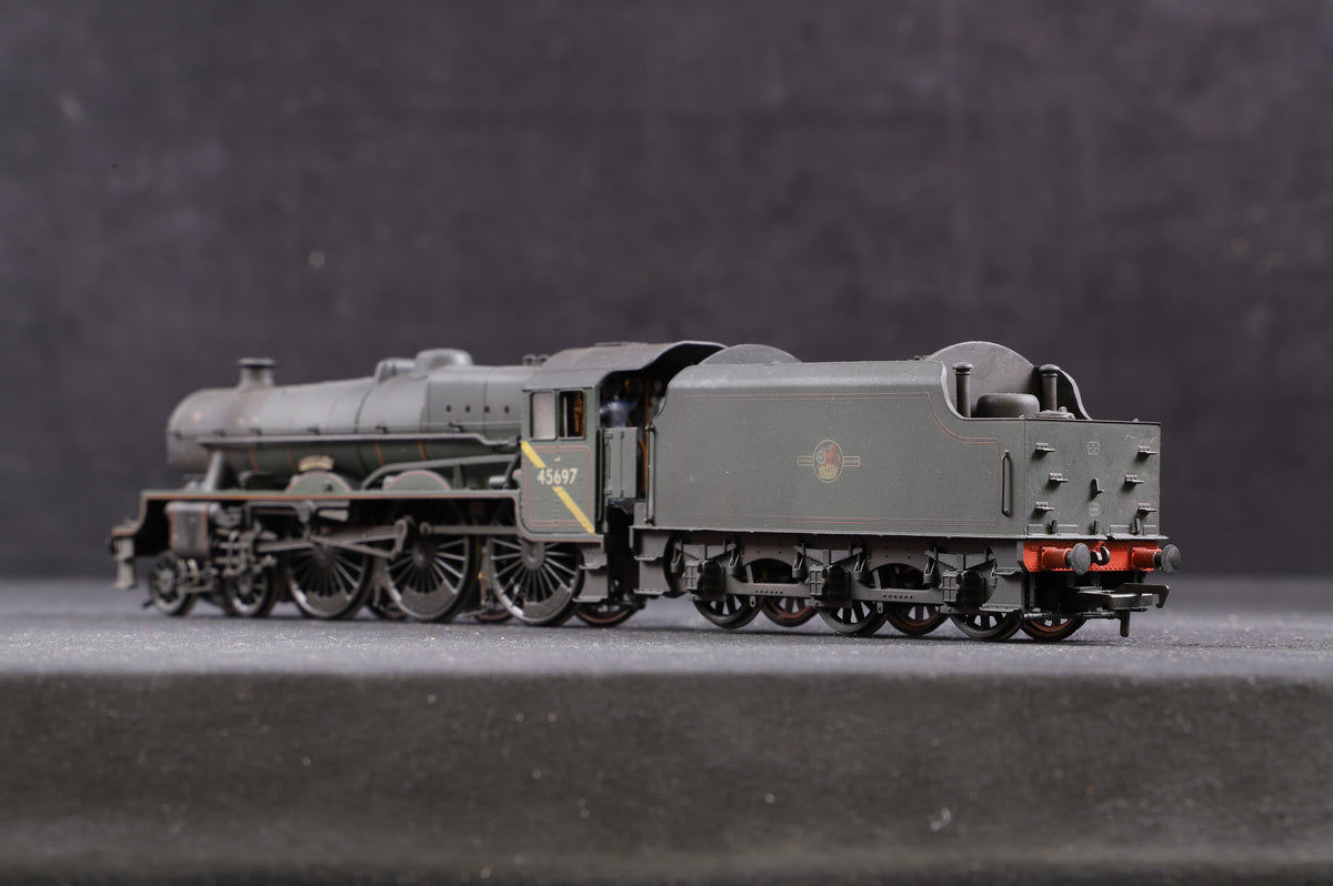 Bachmann OO 31-178DC Jubilee Class &#39;45697&#39; &#39;Achilles&#39; BR Green Yellow Cab Stripe L/C Weathered, DCC Sound