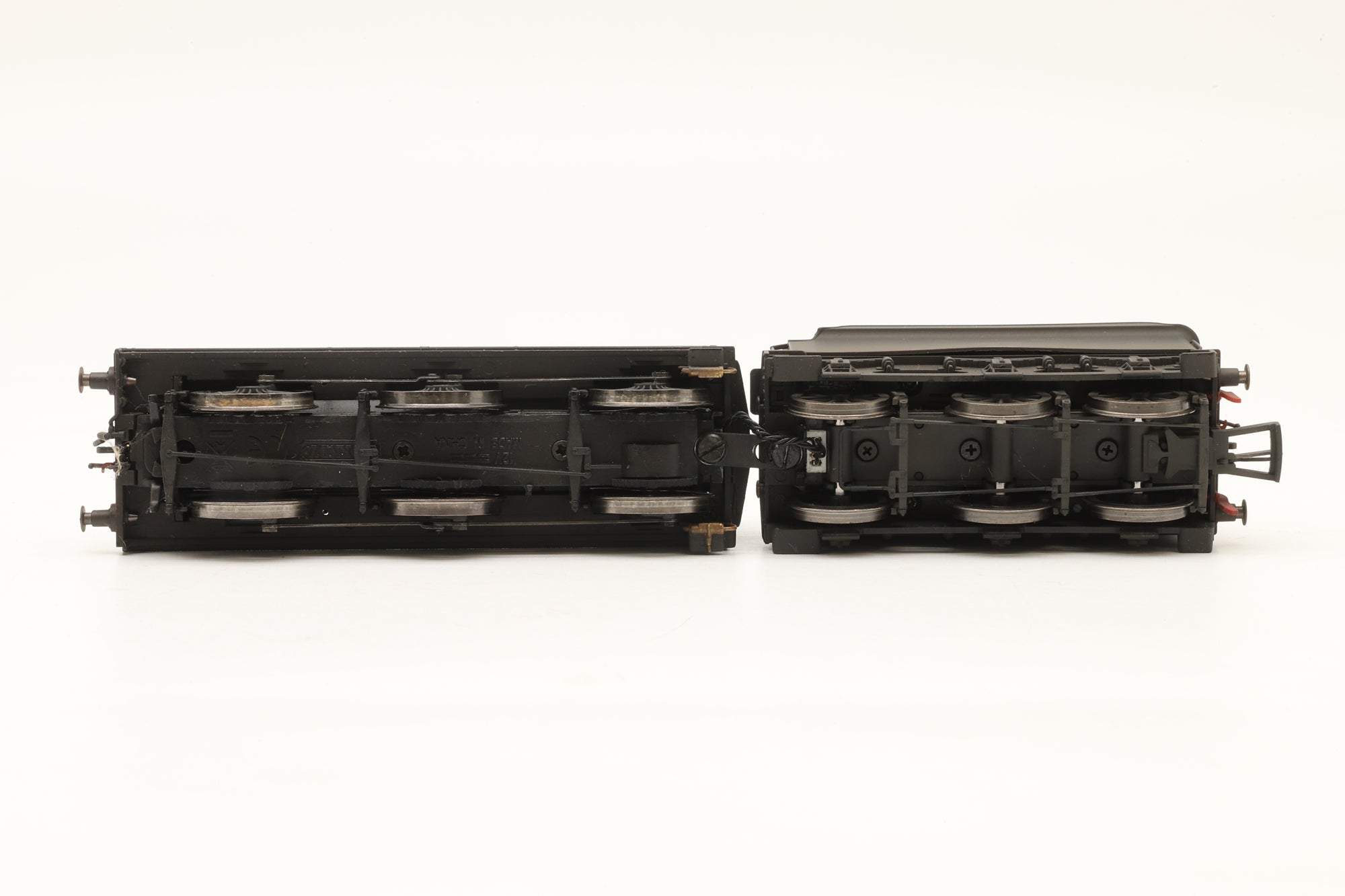 Hornby OO R3416 Class J15 '65464' BR Black L/C Weathered DCC Sound