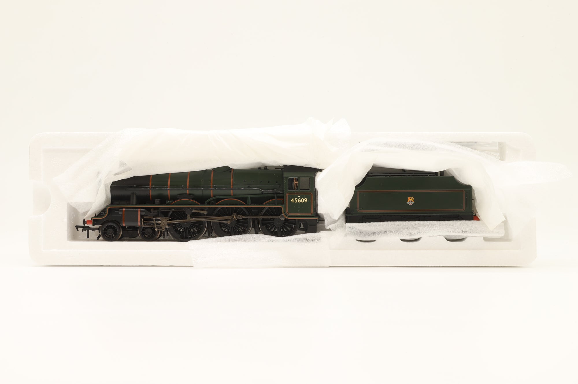 Bachmann OO 31-176Y Jubilee Class '45609' 'Gilbert & Ellice Islands' BR Green E/C Fowler Tender