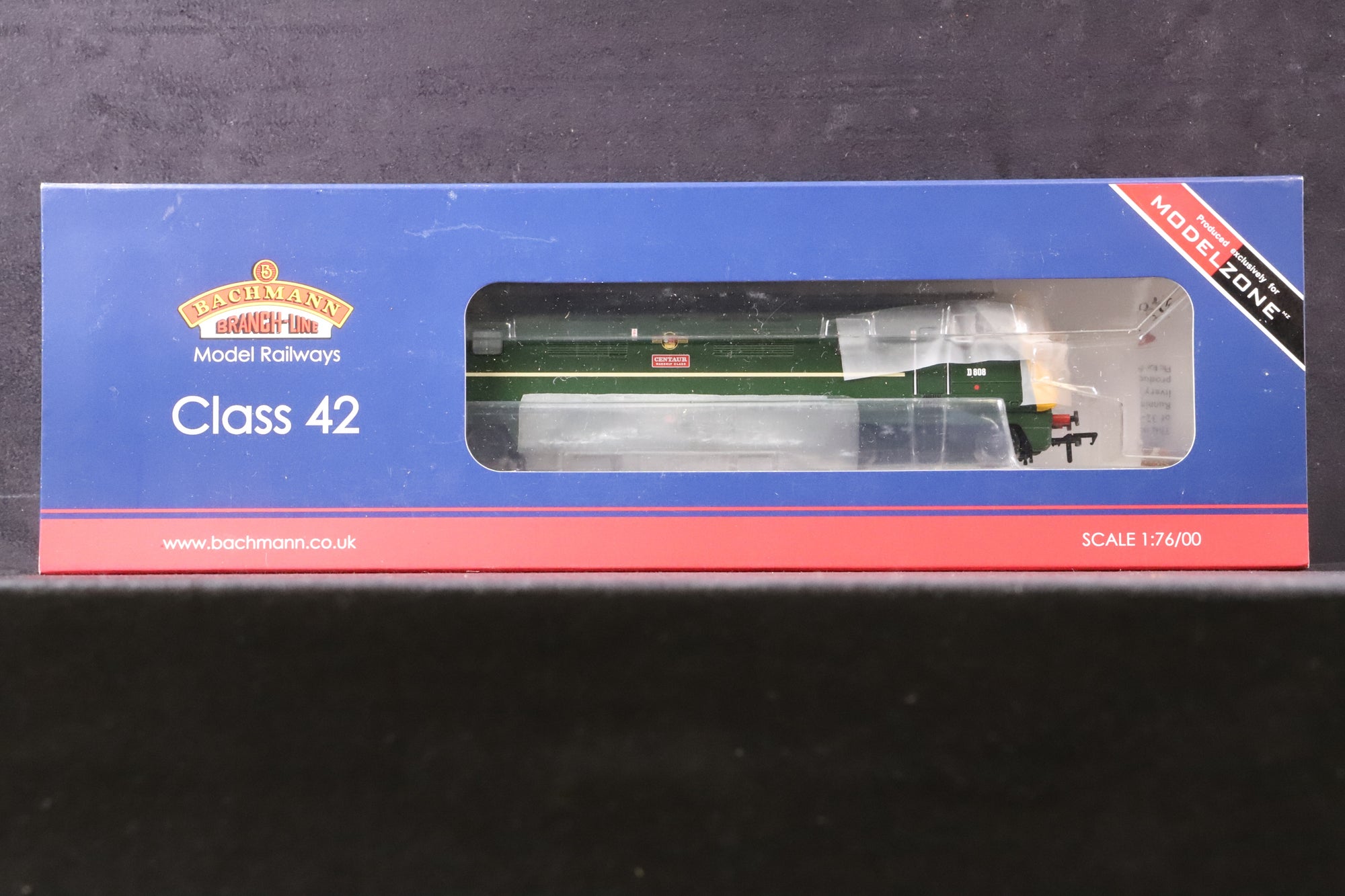 Bachmann OO 32-050Z Class 42 Diesel 'D808' 'Centaur' BR Green Excl. Modelzone