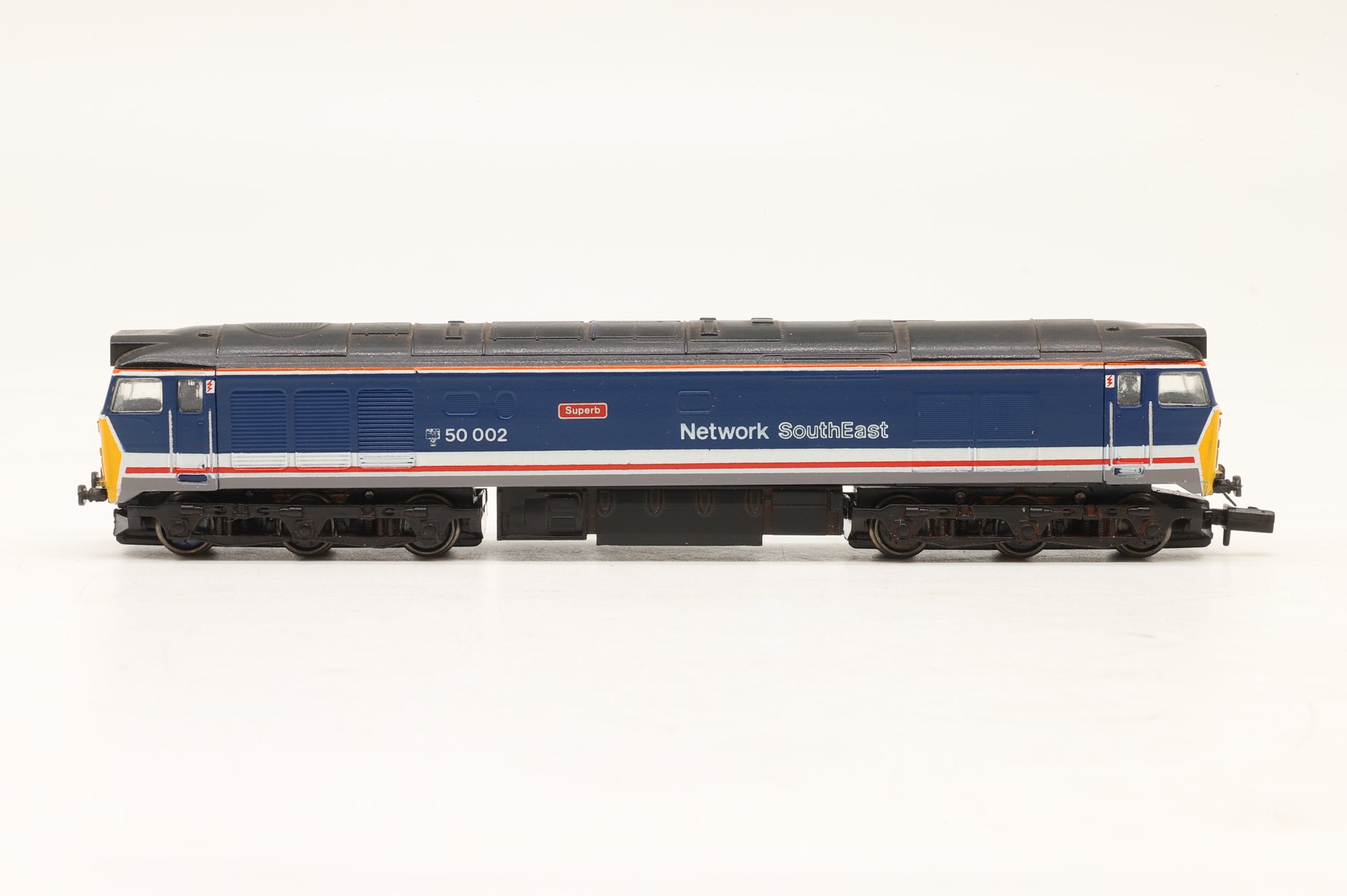 Graham Farish N 376-145 Class 50 50002 'Superb' in NSE Livery