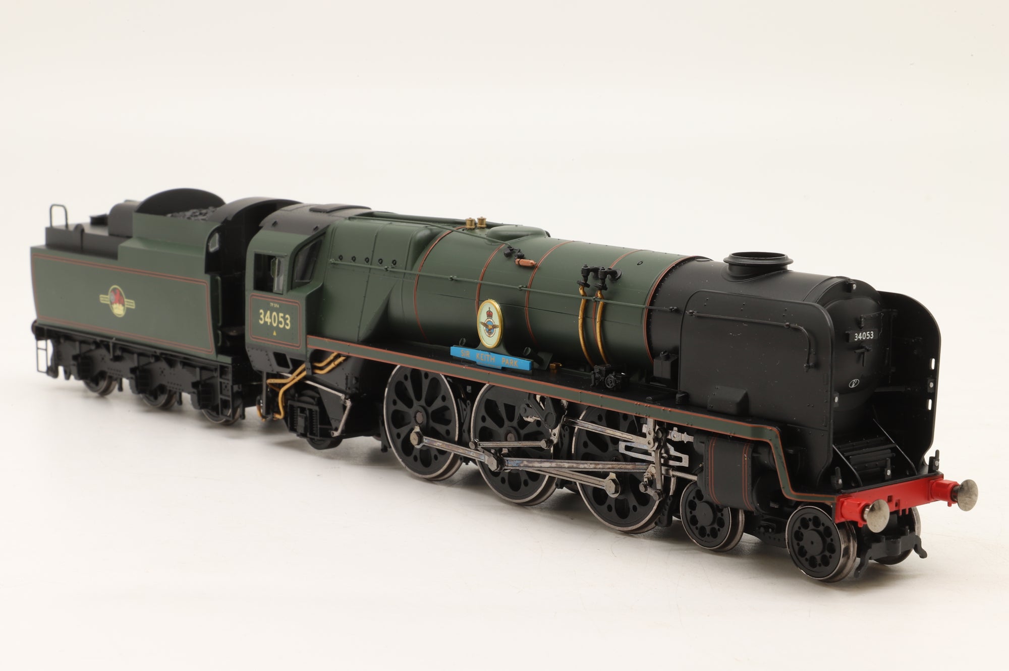 WORKSHOP Hornby OO R2586 Rebuilt Battle of Britain Class '34053' 'Sir Keith Park' BR Lined Green L/C Non Runner
