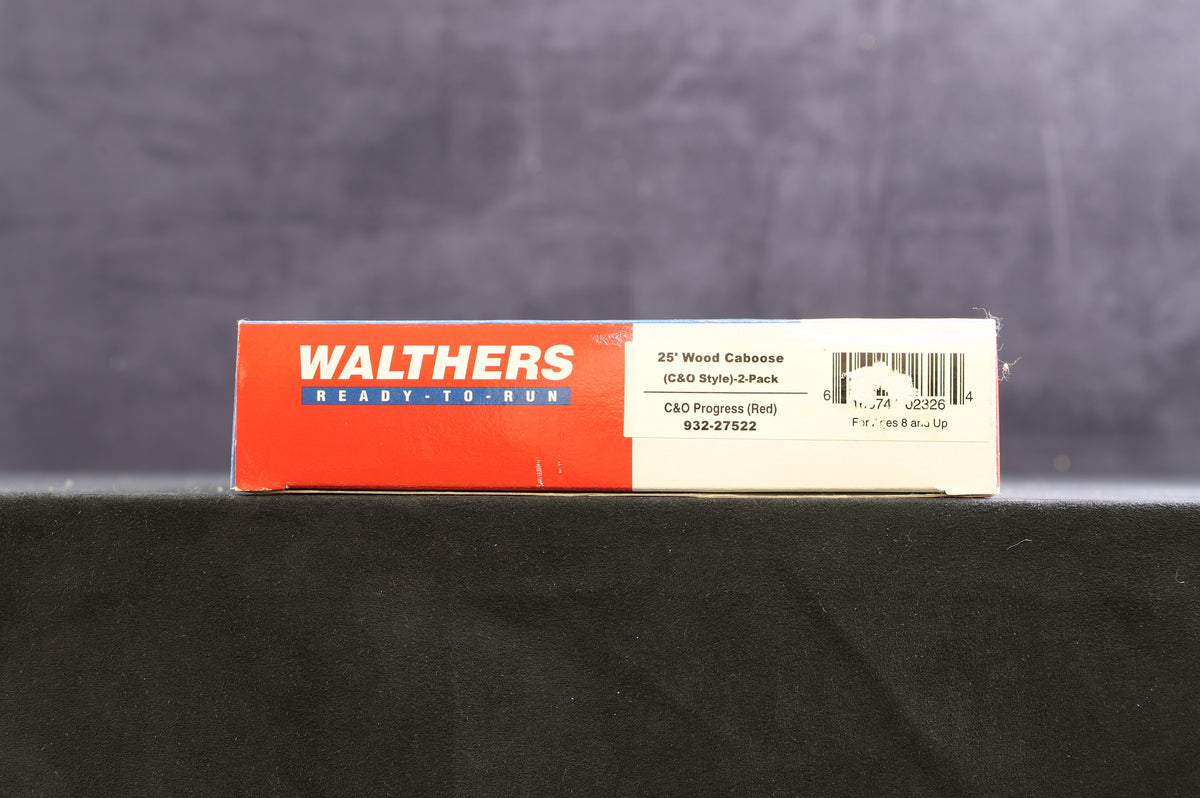Walthers HO 25&#39; Wood Caboose 2-Pack (item no. 932-27522) Chesapeake &amp; Ohio