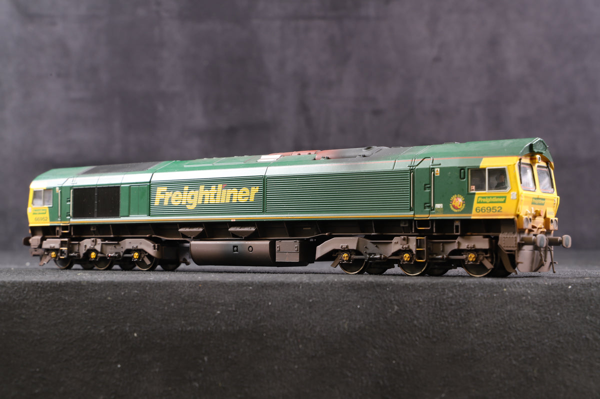 Bachmann OO 32-975 Class 66/9 &#39;66952&#39; Freightliner Weathered