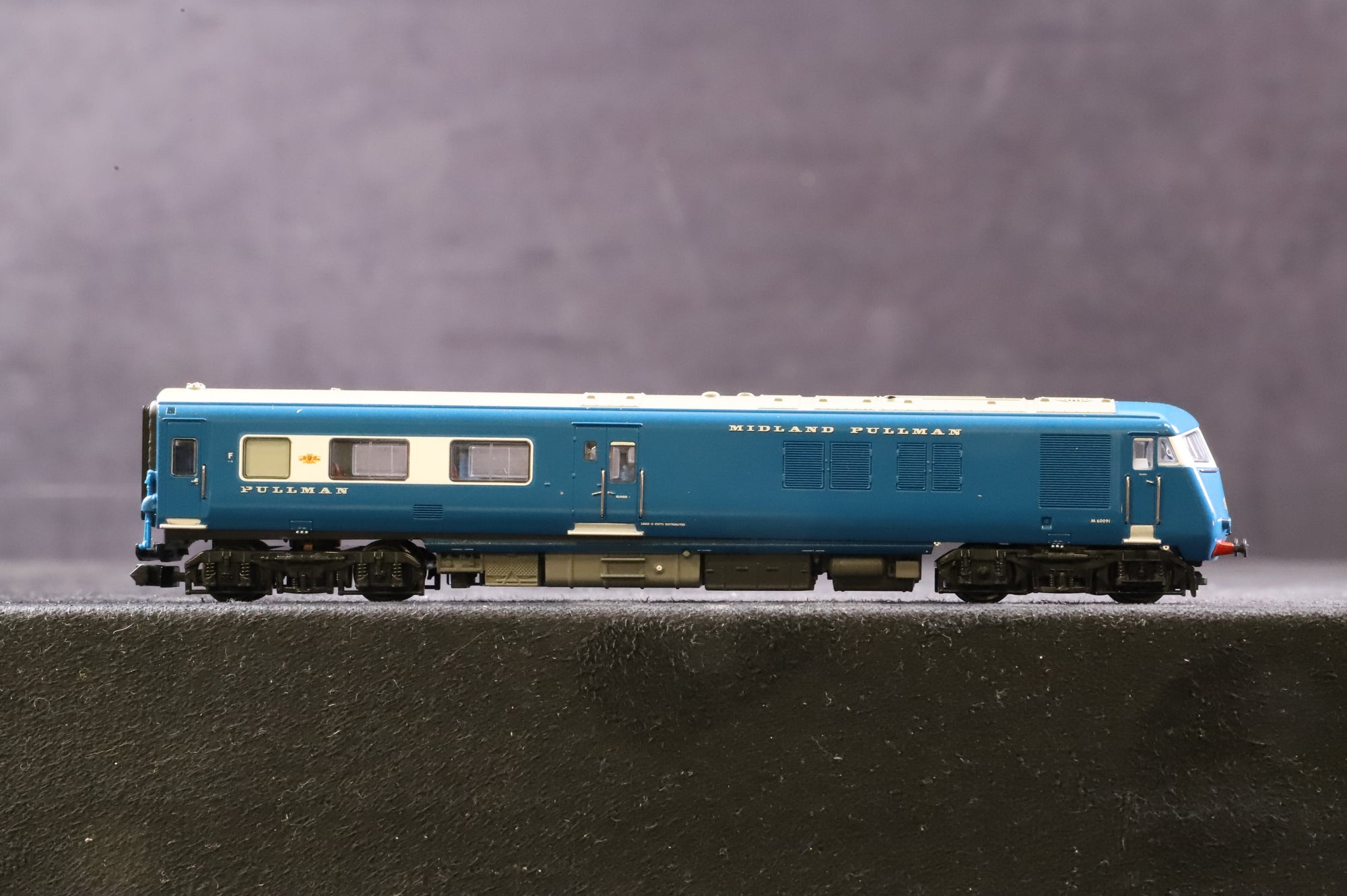 Graham Farish N 6 Car Midland Pullman Incorrect Coach Configuration