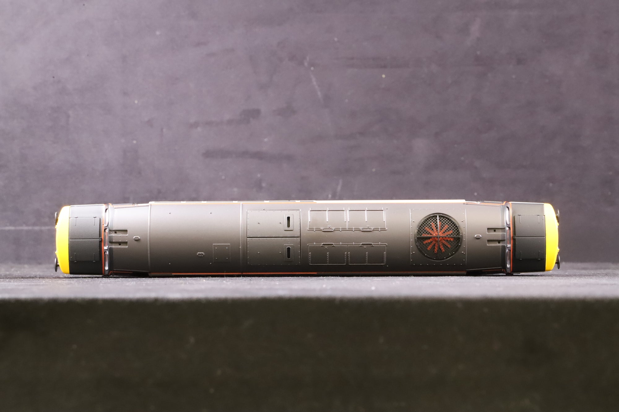 ViTrains OO V2038 Class 37/0 '37201' Triple Grey Trainload Metals, DCC Sound