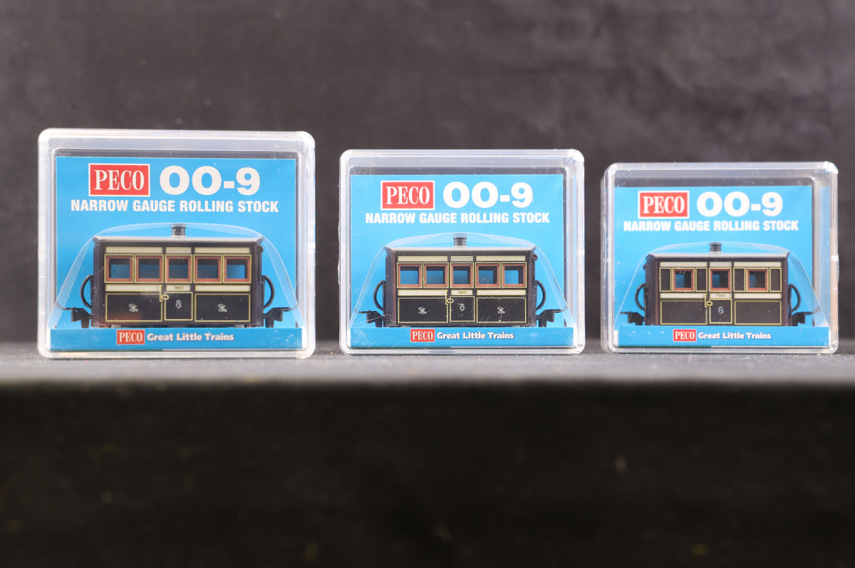 Peco OO9 GR-550/ GR-555 Rake Of 3 FR Bug Box Coaches