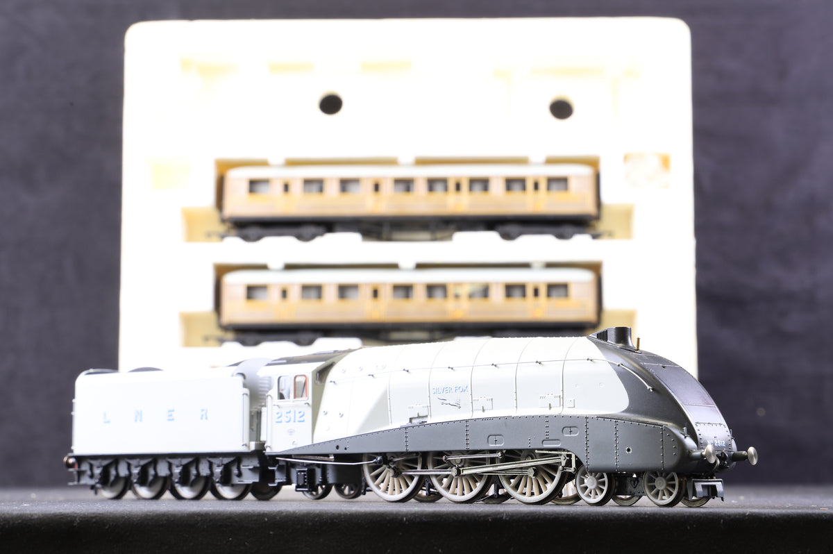 Hornby OO R2373M Silver Fox Train Pack Ltd Ed 1238/ 1500