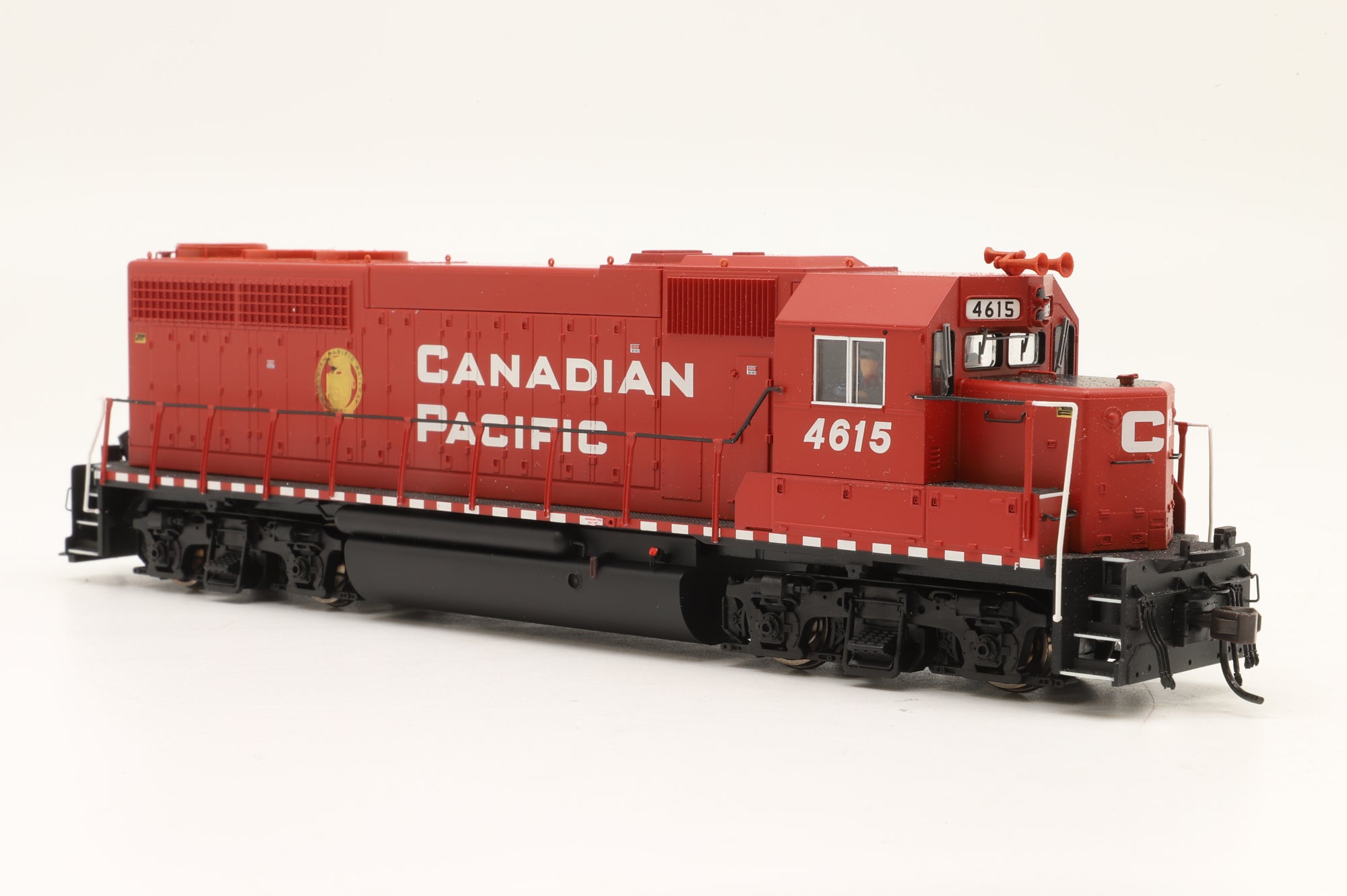 Atlas HO 10000084 GP-40 Low Nose #4615 in Canadian Pacific 'Beaver' Livery – DCC Sound