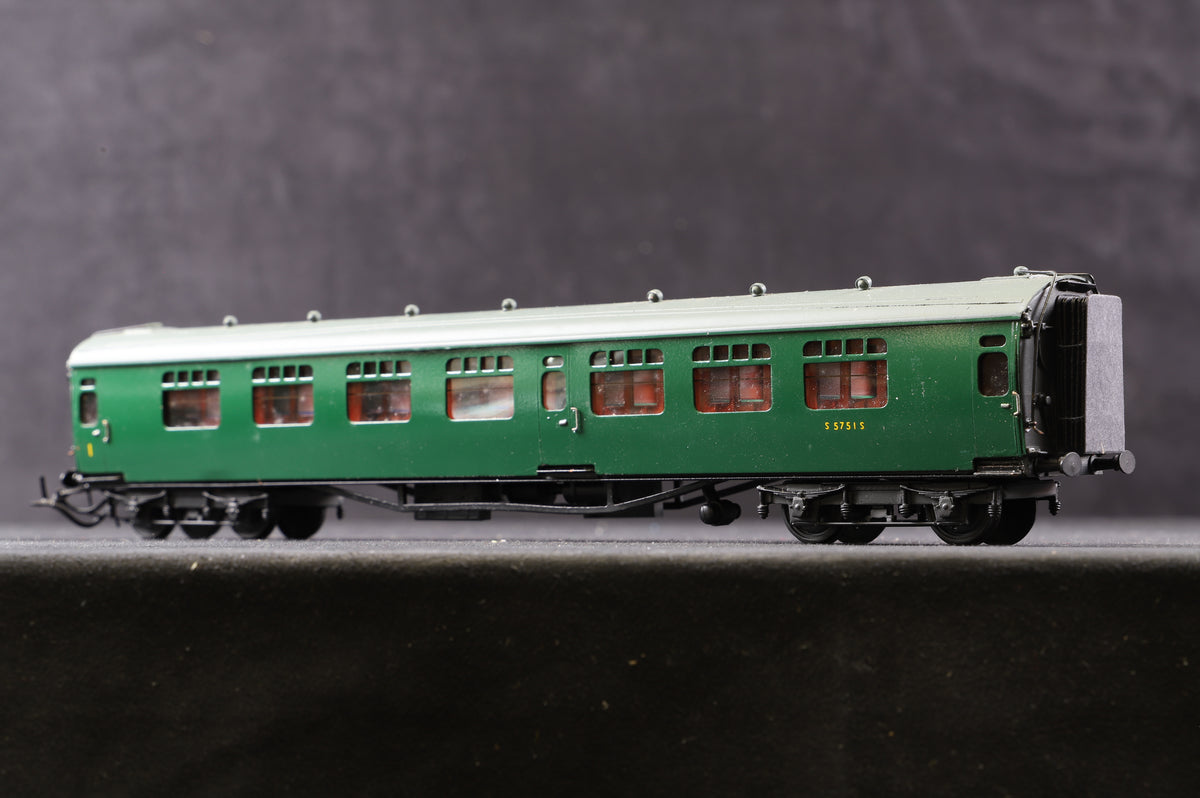 Lawrence Scale Models OO Rake Of 4 SR Green Bulleid Coaches Require TLC