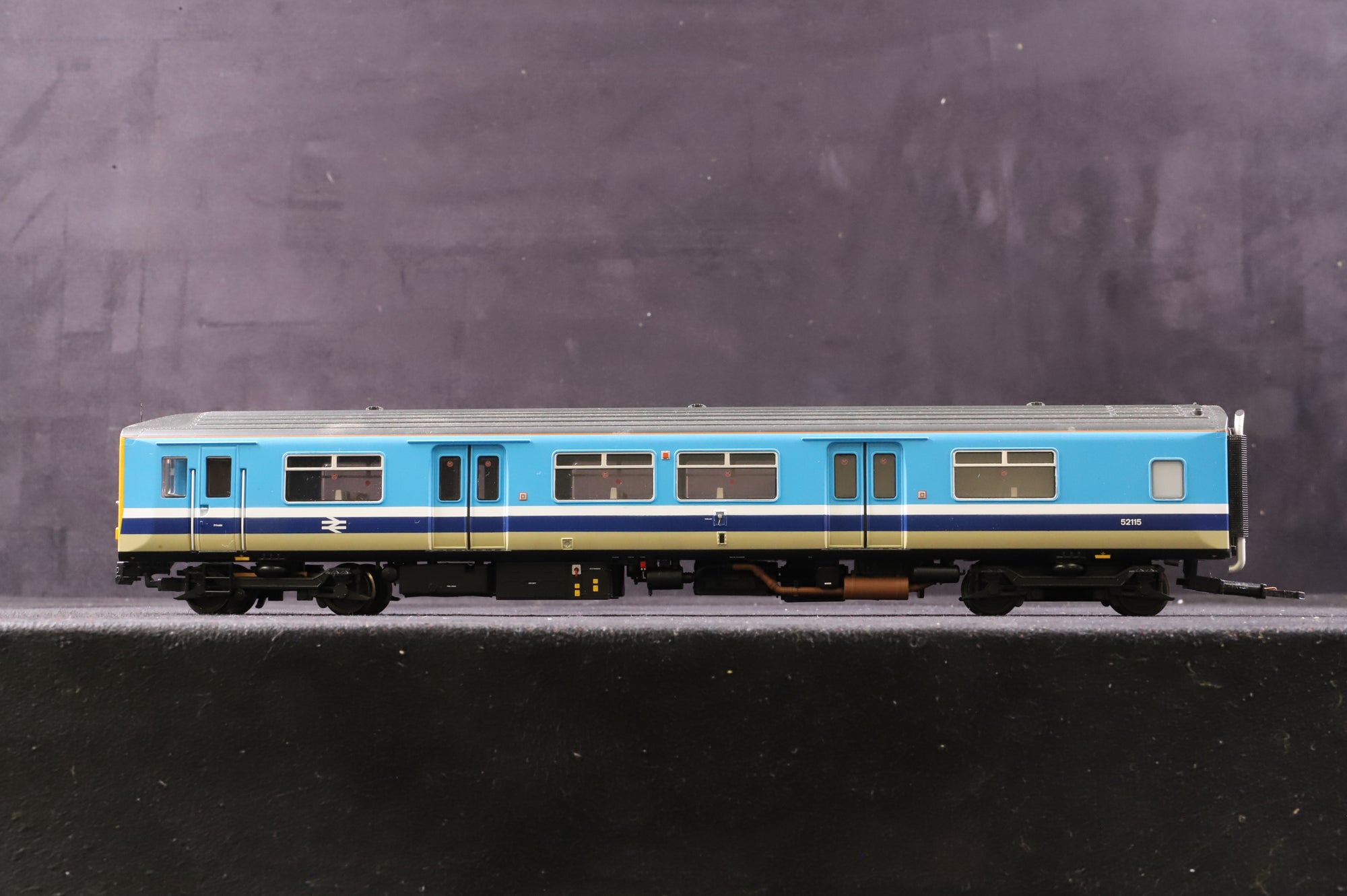 Bachmann OO 32-929SF Class 150/1 2 Car DMU '150115' BR Provincial DCC Sound