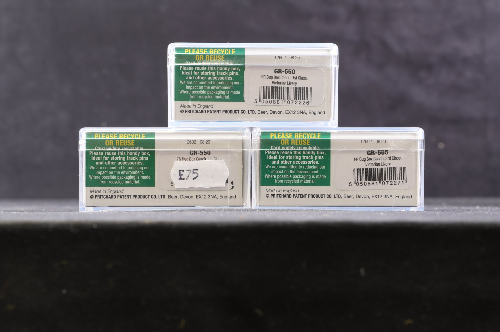 Peco OO9 GR-550/ GR-555 Rake Of 3 FR Bug Box Coaches - Clark Railworks