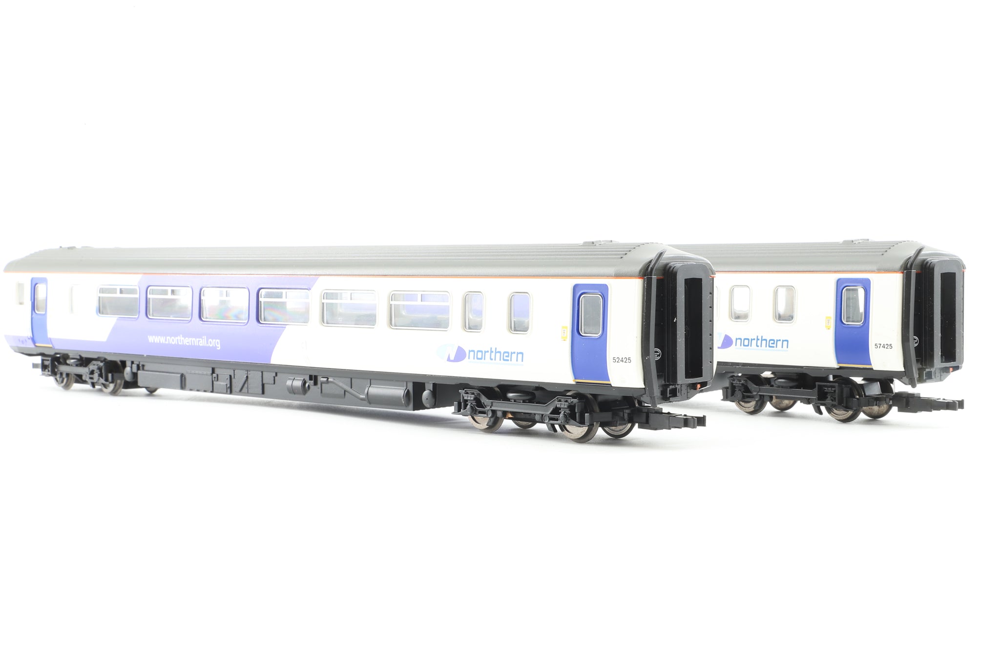 Réf 17202 - HORNBY LOT DE 27 DETAILES DE CAISSE DE VOITURE VOYAGEUR Réf 17202 - HORNBY LOT DE 27 DETAILES DE CAISSE DE VOITURE VOYAGEUR