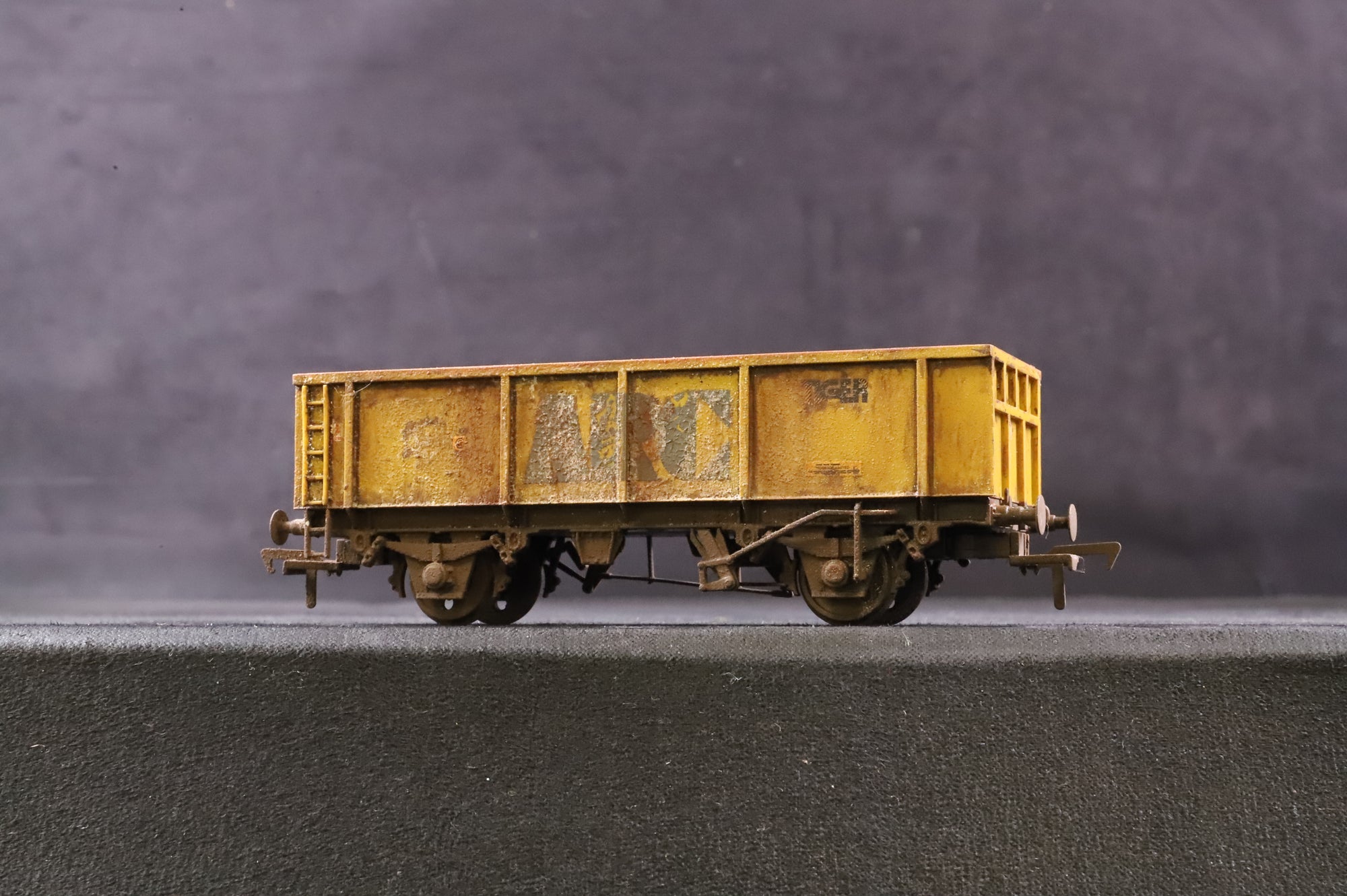 Bachmann OO Rake of 5 46T PNA Box Mineral Wagons, Inc. 37-552B & 4 x 37-552A
