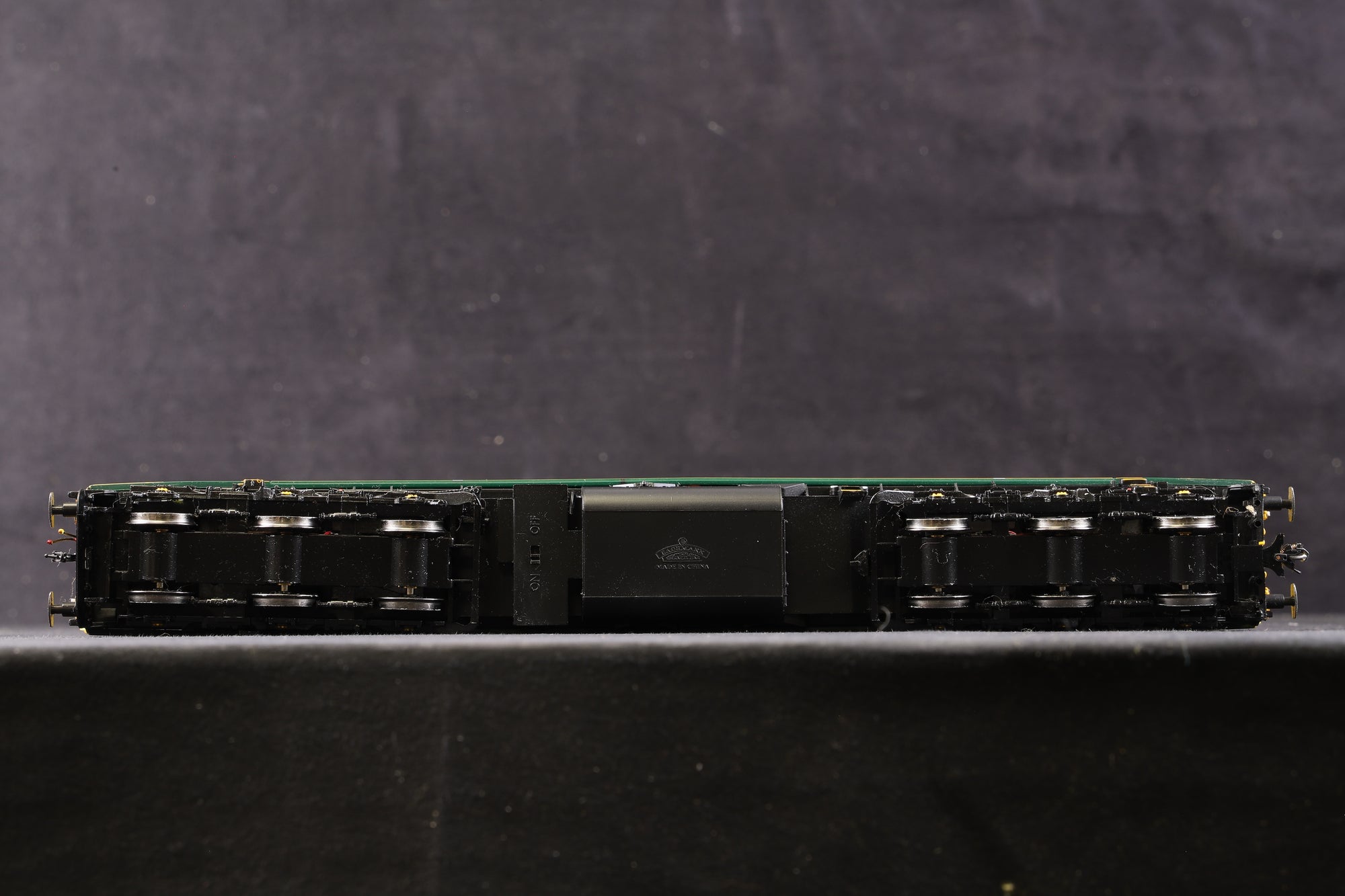 Bachmann OO Class 66 '66598' Freightliner, Pro Renumber with DCC Sound