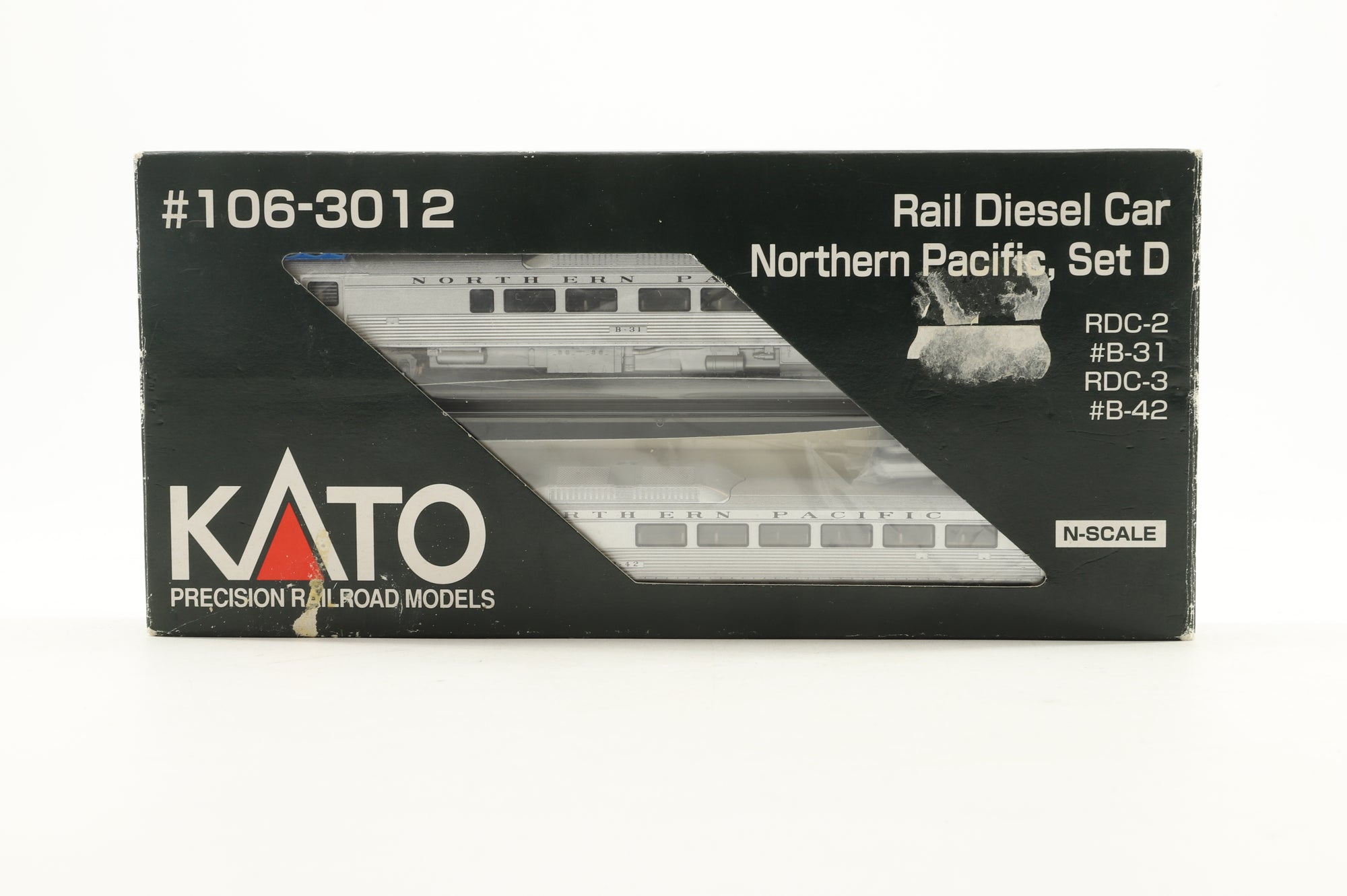 Kato N 106-3012 Set of 2 Northern Pacific Diesel Railcars RDC-2 #B-31 / RDC-3 #B-42