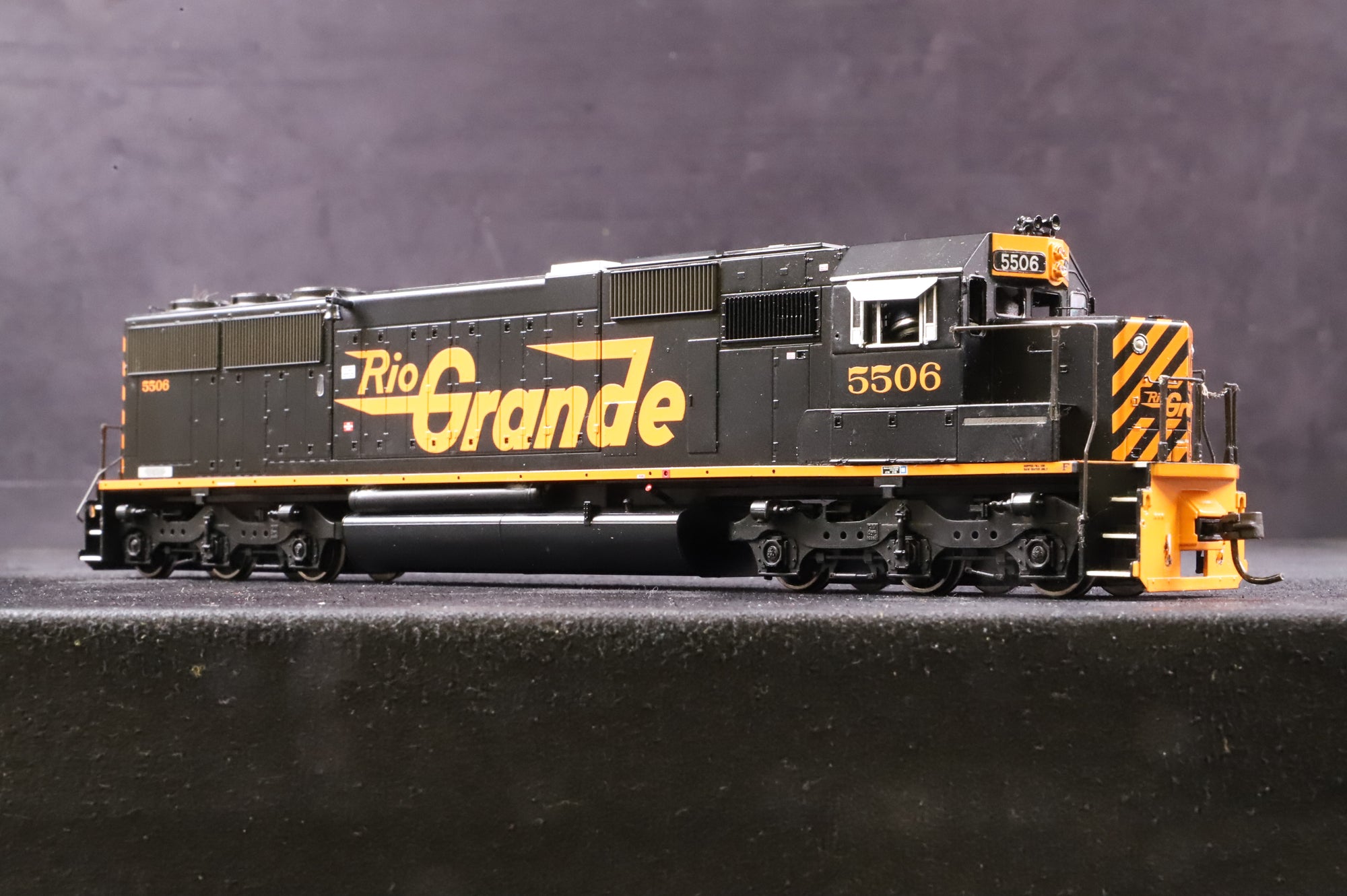 Athearn HO 8096 SD-50 No.5506 in D&RGW Black/Orange